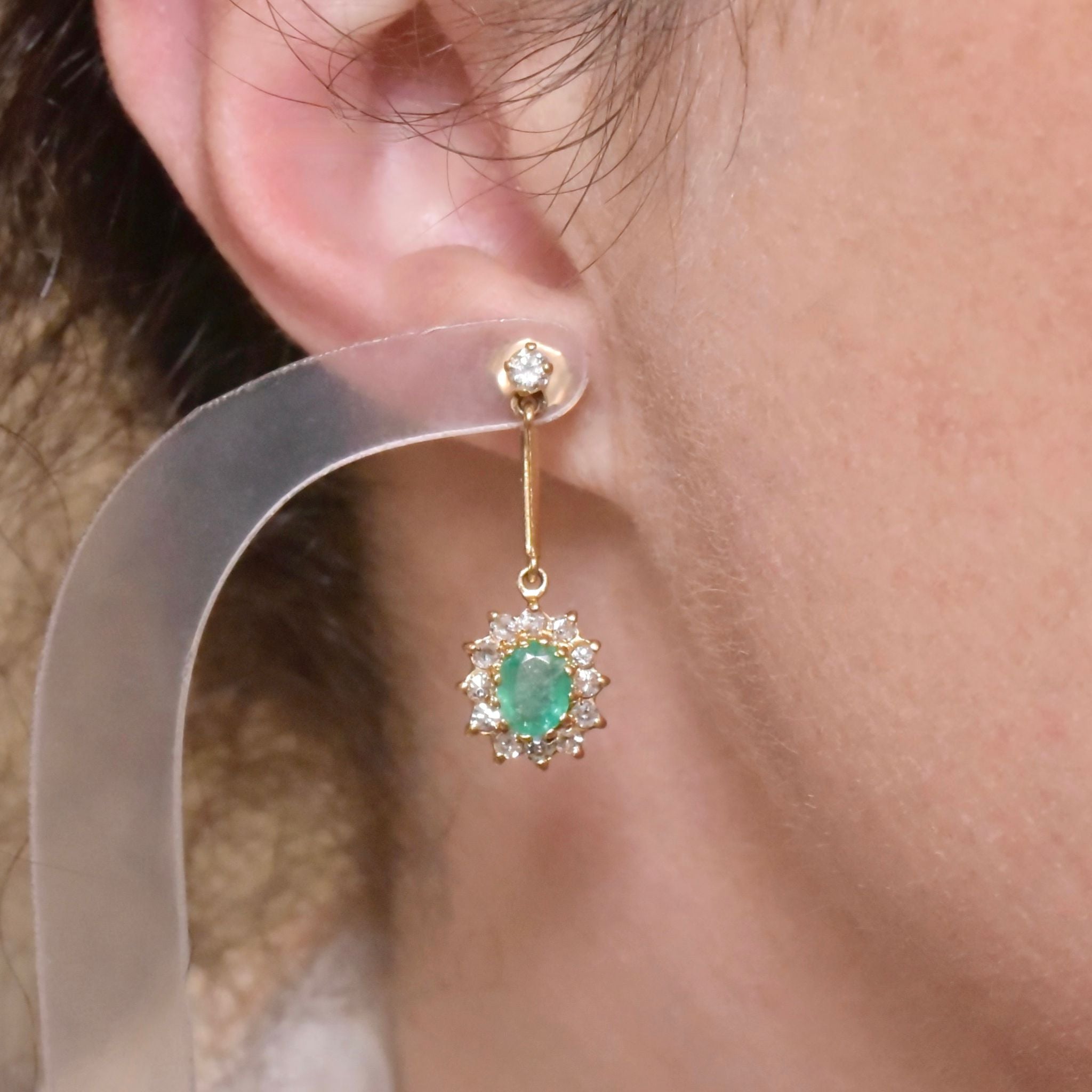 Stunning 18ct Yellow Gold Emerald And Diamond Drop Earrings