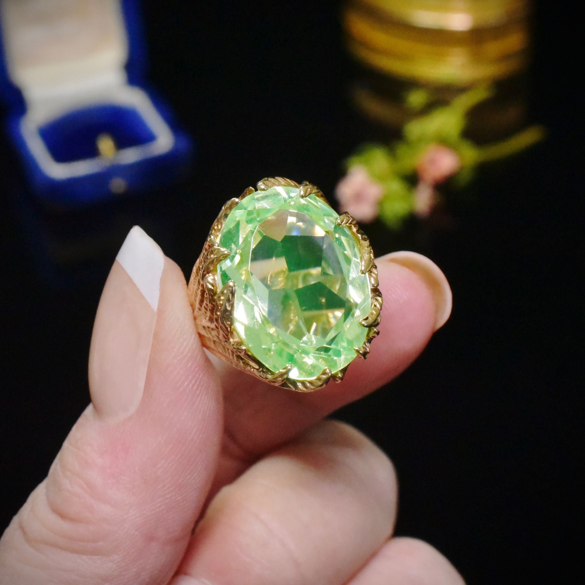 Vintage 9ct Yellow Gold ‘Fluorescing’ Man Made Spinel Ring