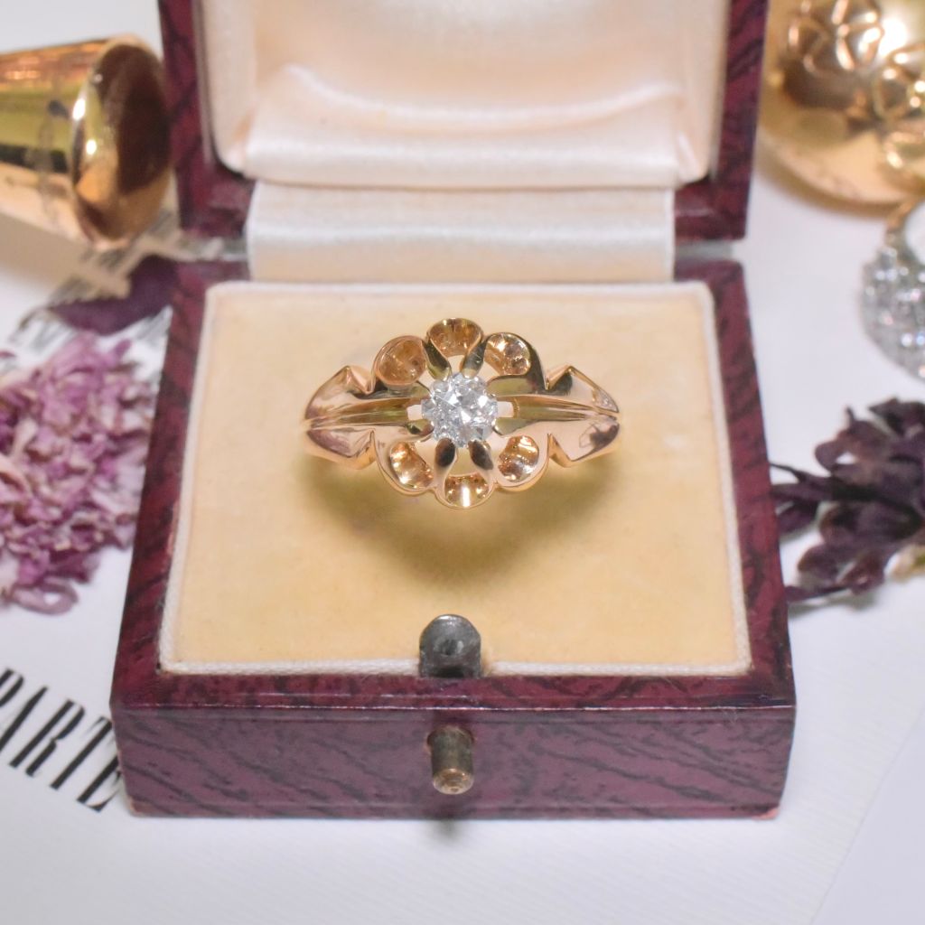 Antique Edwardian 18ct Yellow Gold Diamond Ring Circa 1910-15