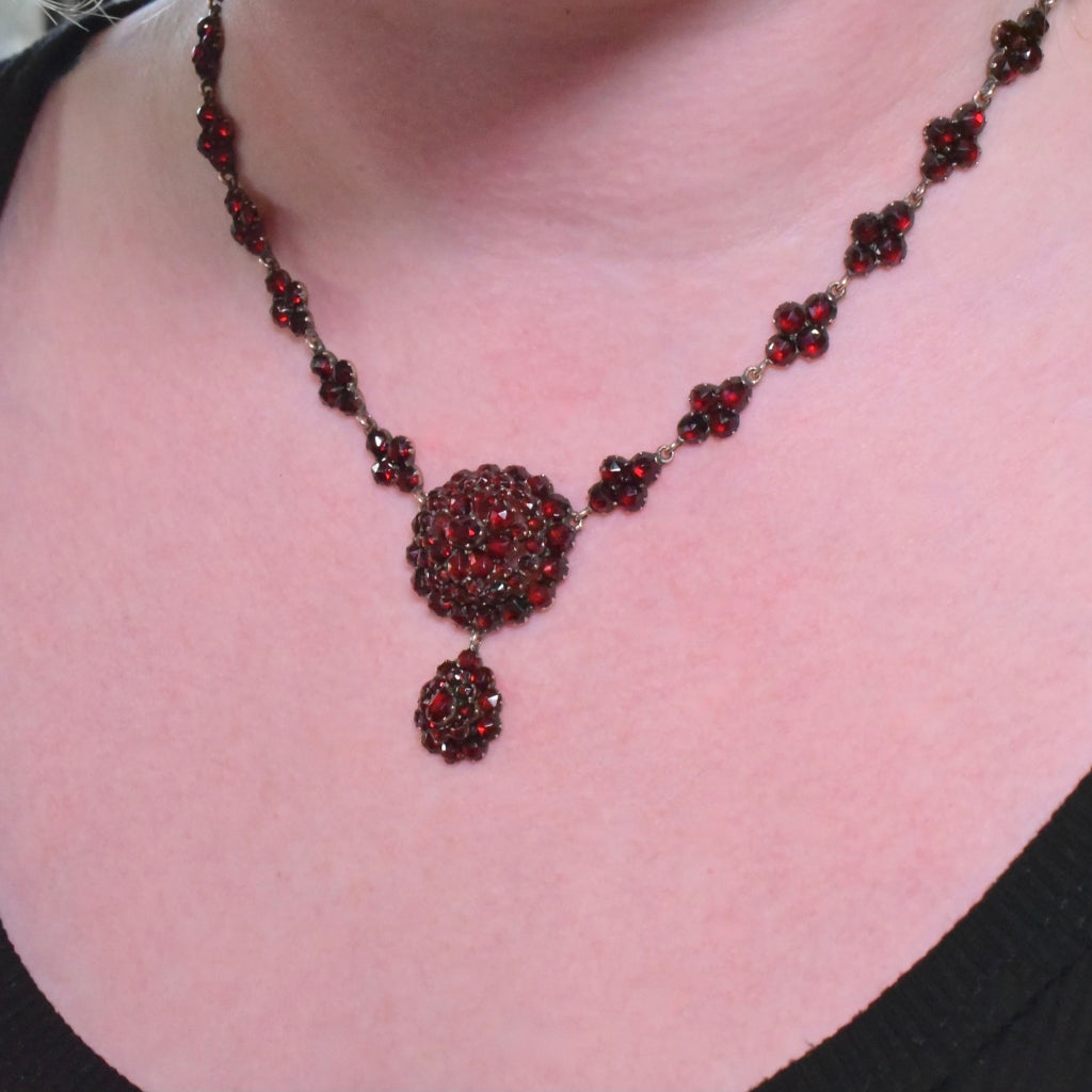 Superb Antique Victorian Bohemian Garnet Necklace - Circa 1890