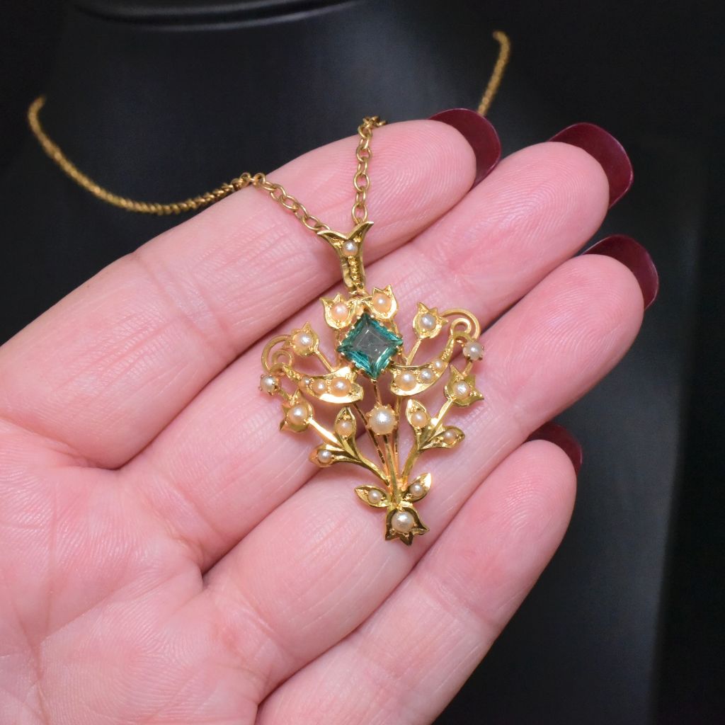 Antique Australian 15ct Yellow Gold Peridot And Seed Pearl Pendant Necklace Circa 1900-1910