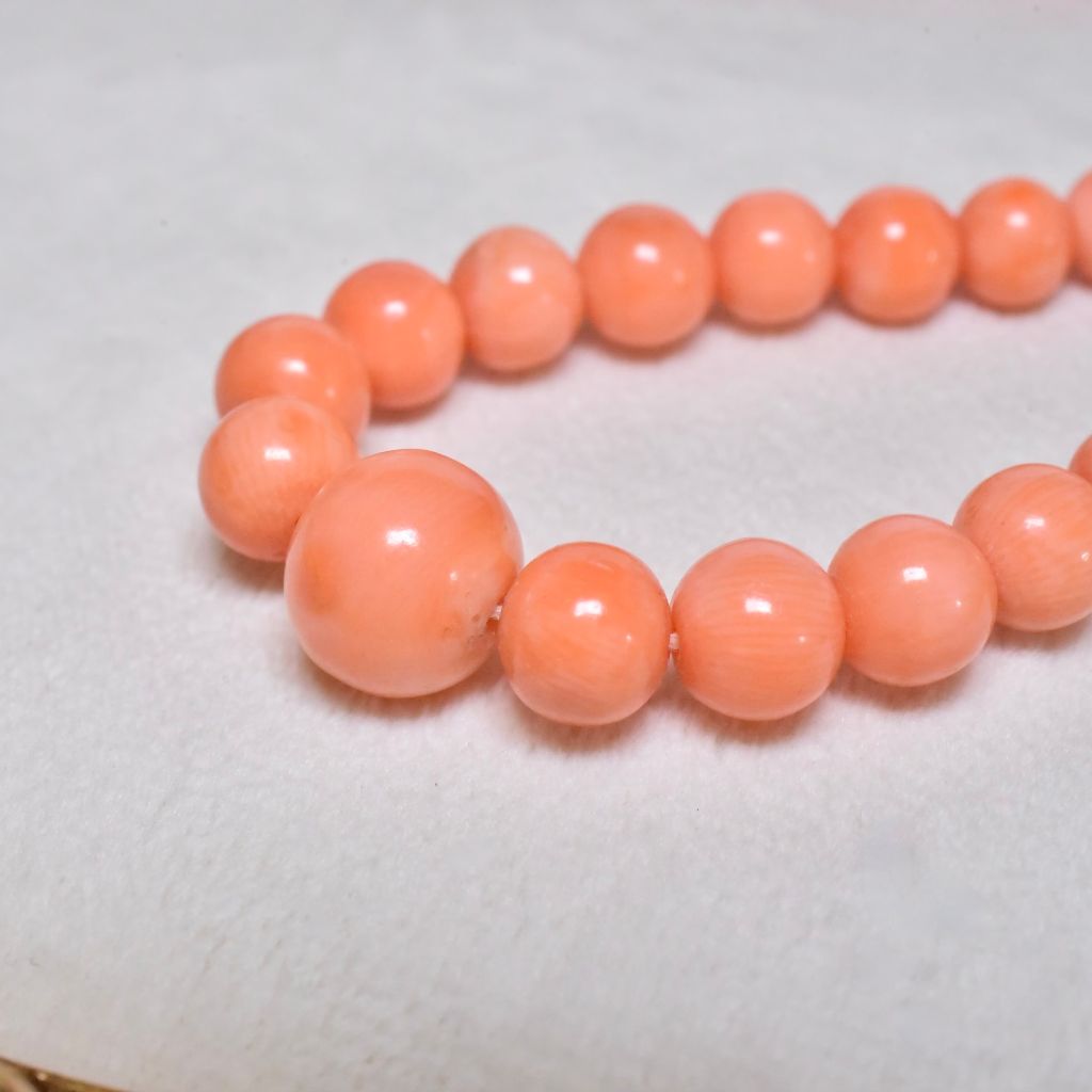 Antique Edwardian Era Graduated Salmon Coral Bead Necklace - 57cm