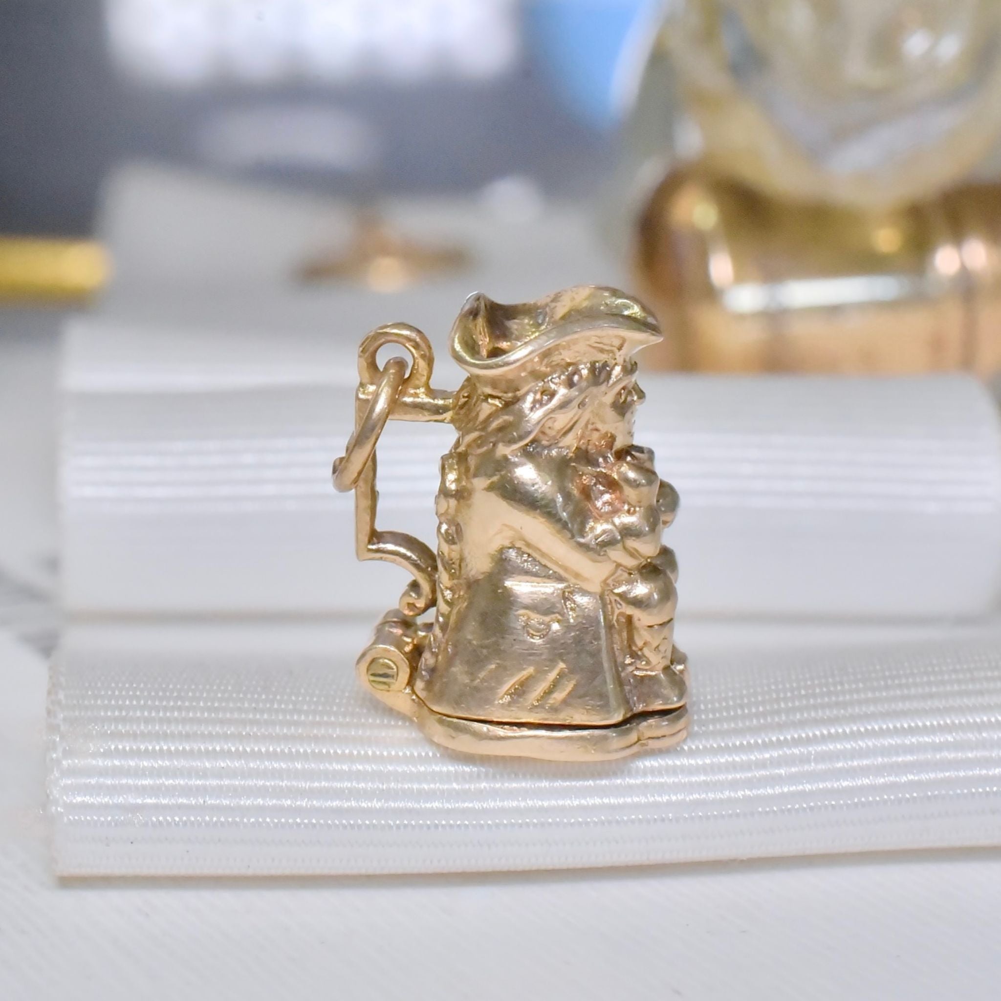 Vintage 9ct Yellow Gold Mechanical ‘Toby Jug’ Charm/Pendant - Birmingham 1967