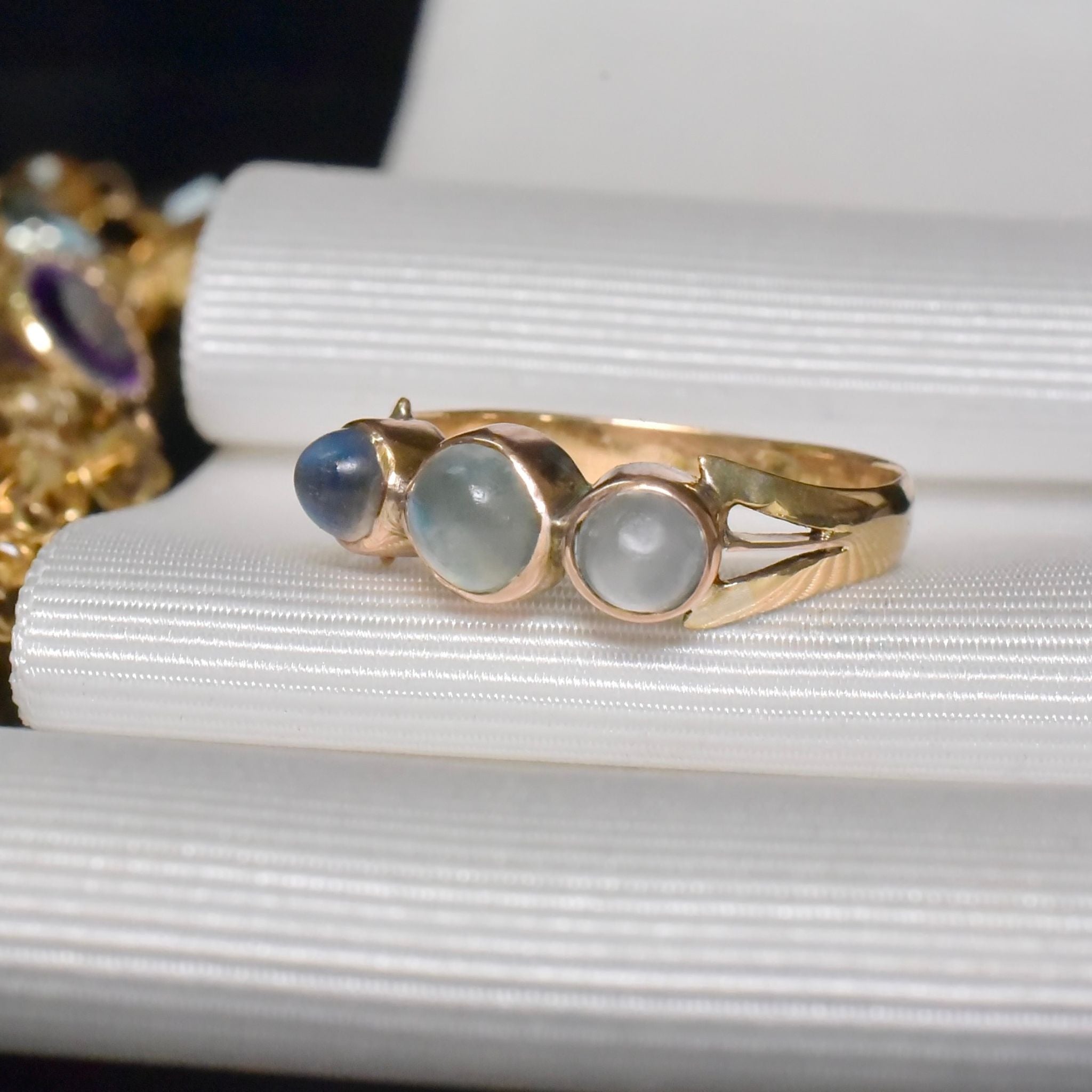 Antique Edwardian 15ct Yellow Gold Moonstone Ring Circa 1905