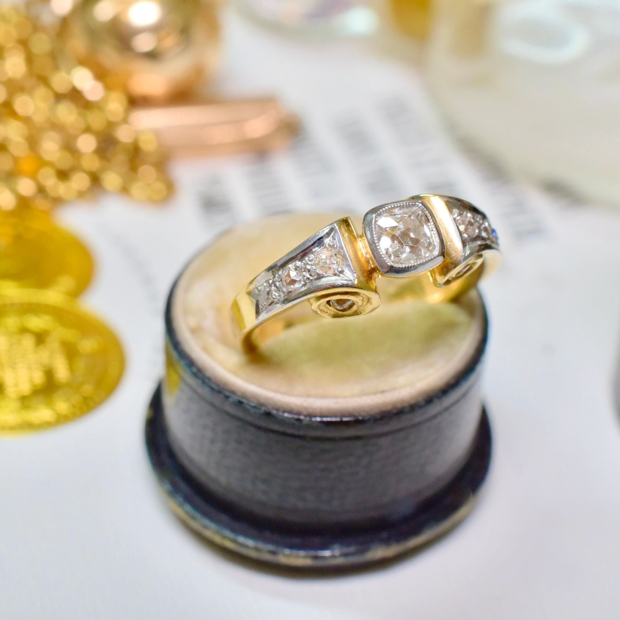 Exquisite Late Art Deco - Retro Era 18ct Yellow Gold Diamond ‘Scroll’ Ring