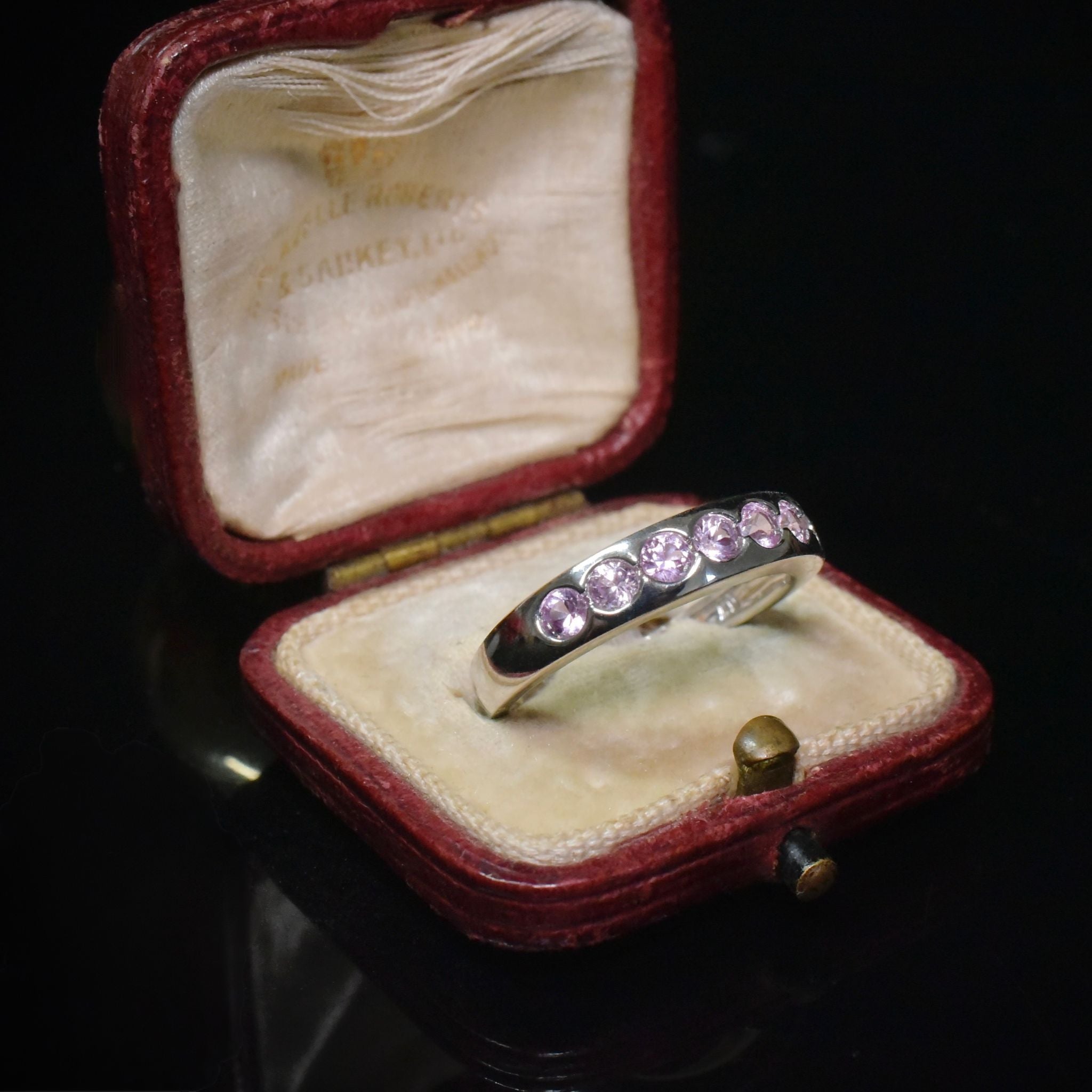 Contemporary 9ct White Gold Natural Pink Sapphire Ring