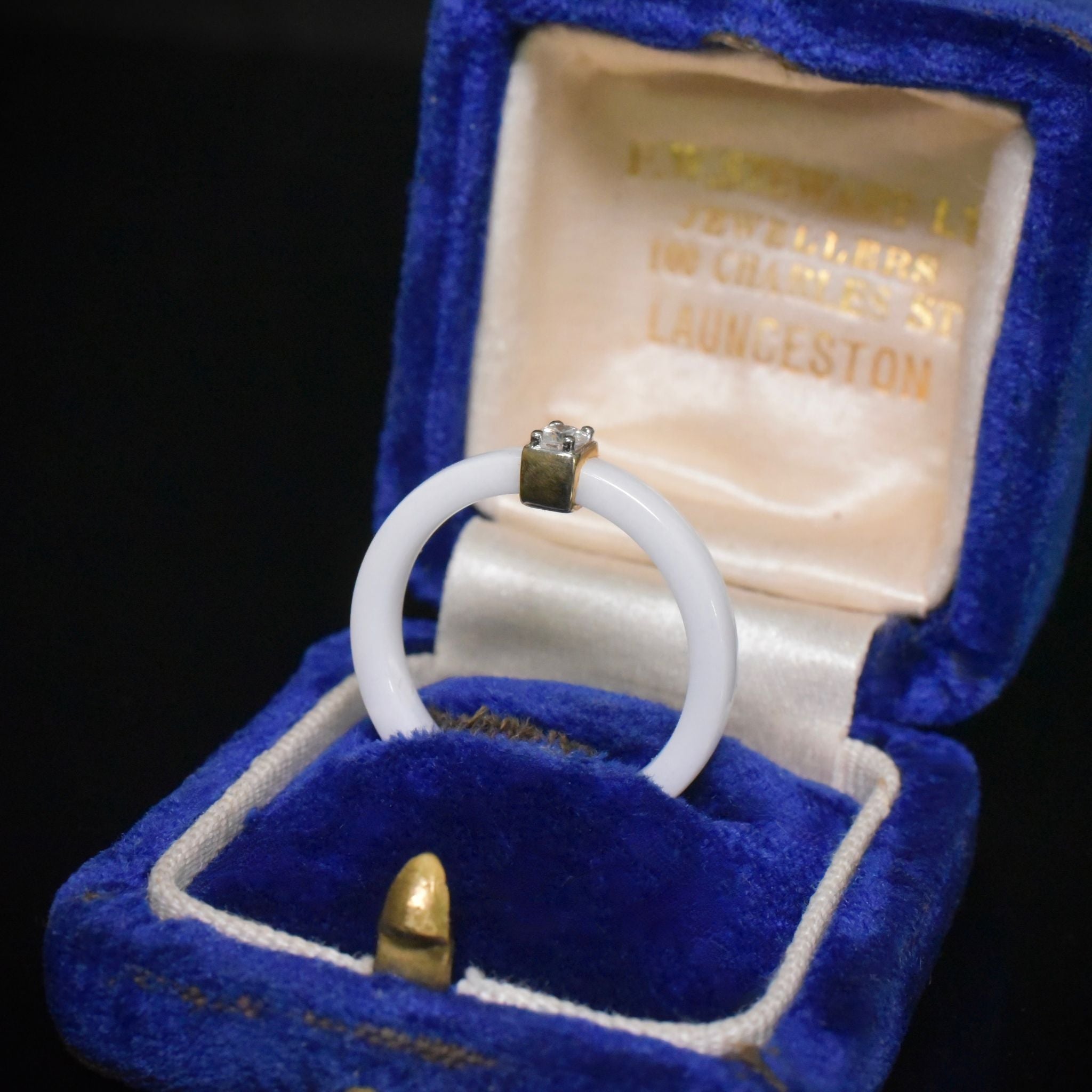 Contemporary 10ct Yellow Gold White Jade And Diamond Ring