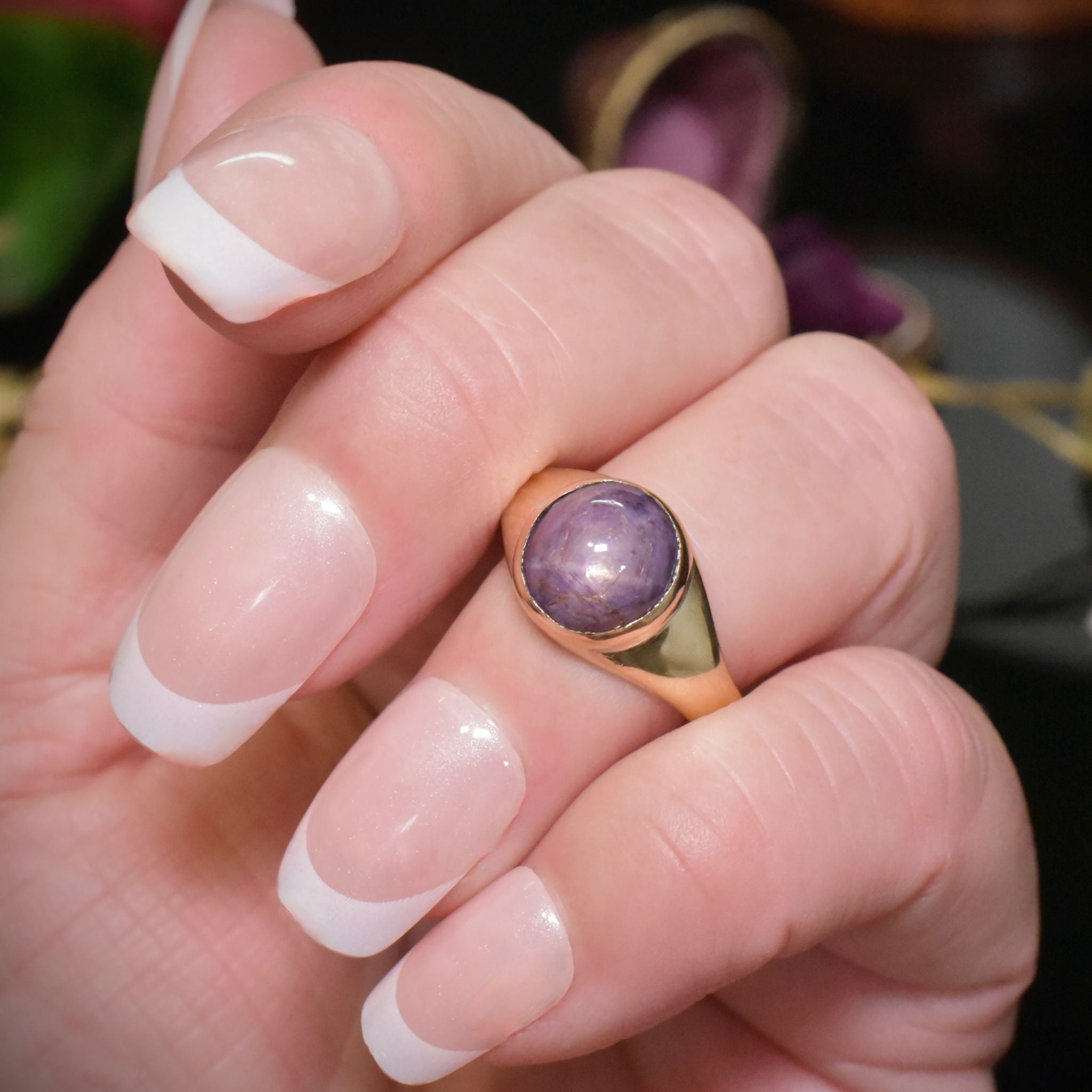 Contemporary 9ct Yellow Gold Star Ruby Ring