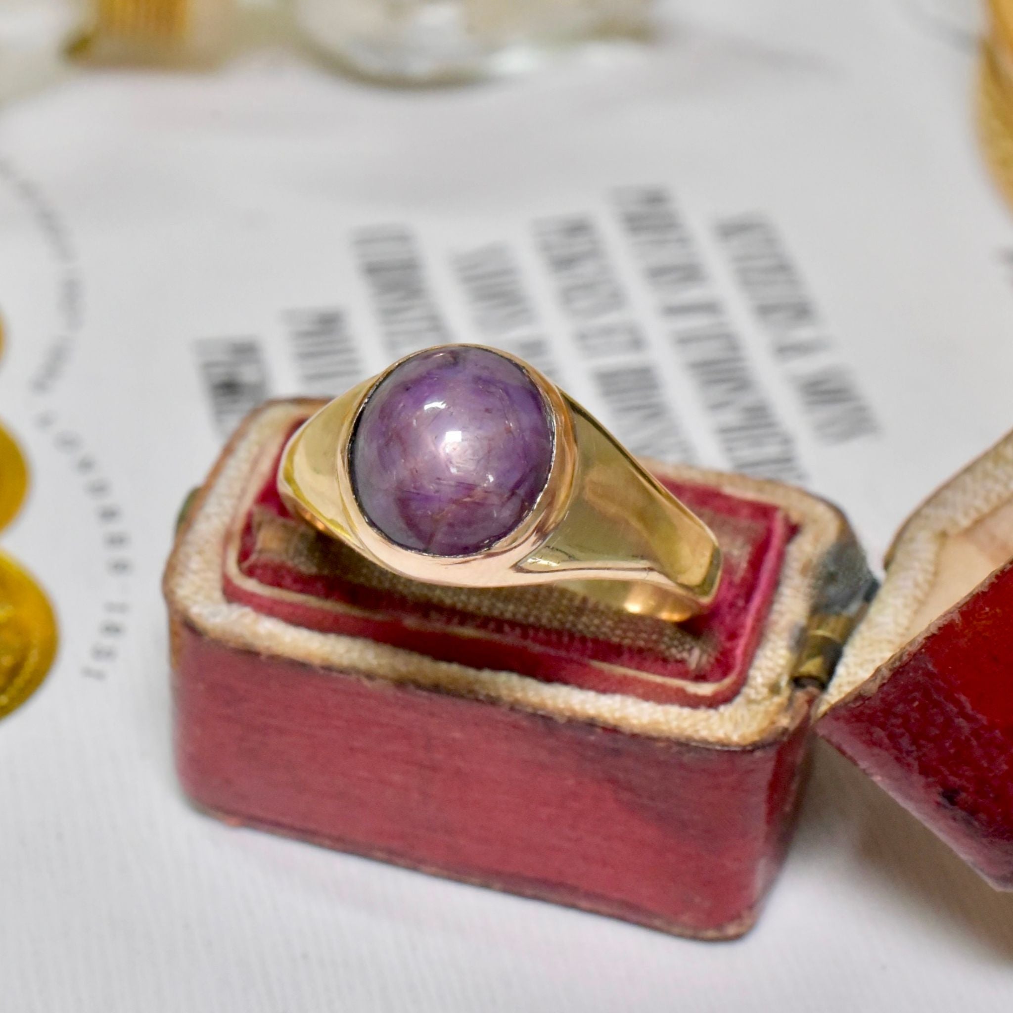 Contemporary 9ct Yellow Gold Star Ruby Ring