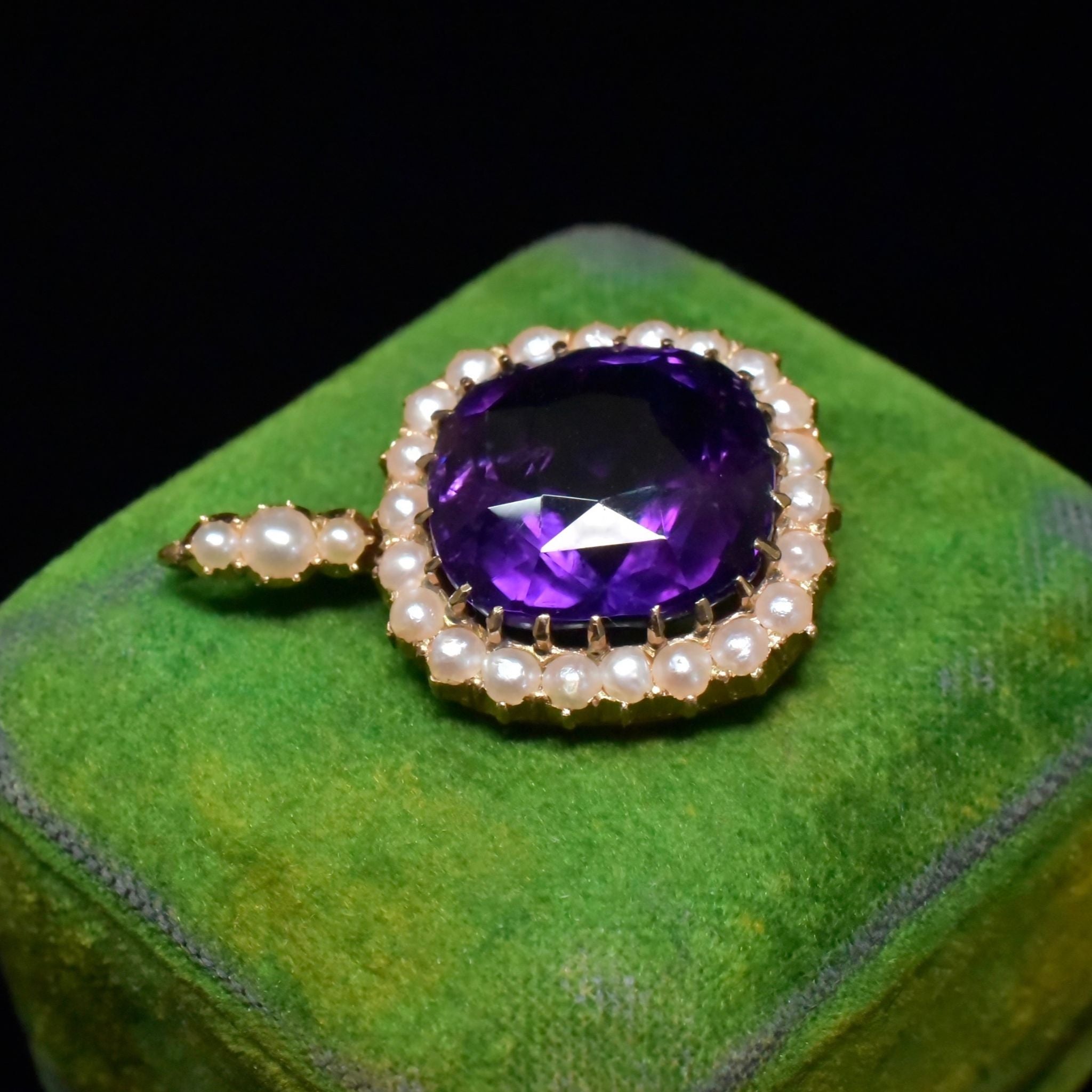Superb Antique Victorian 15ct Yellow Gold 9.4ct ‘Siberian’ Amethyst And Half Seed Pearl Pendant - Circa 1890’s