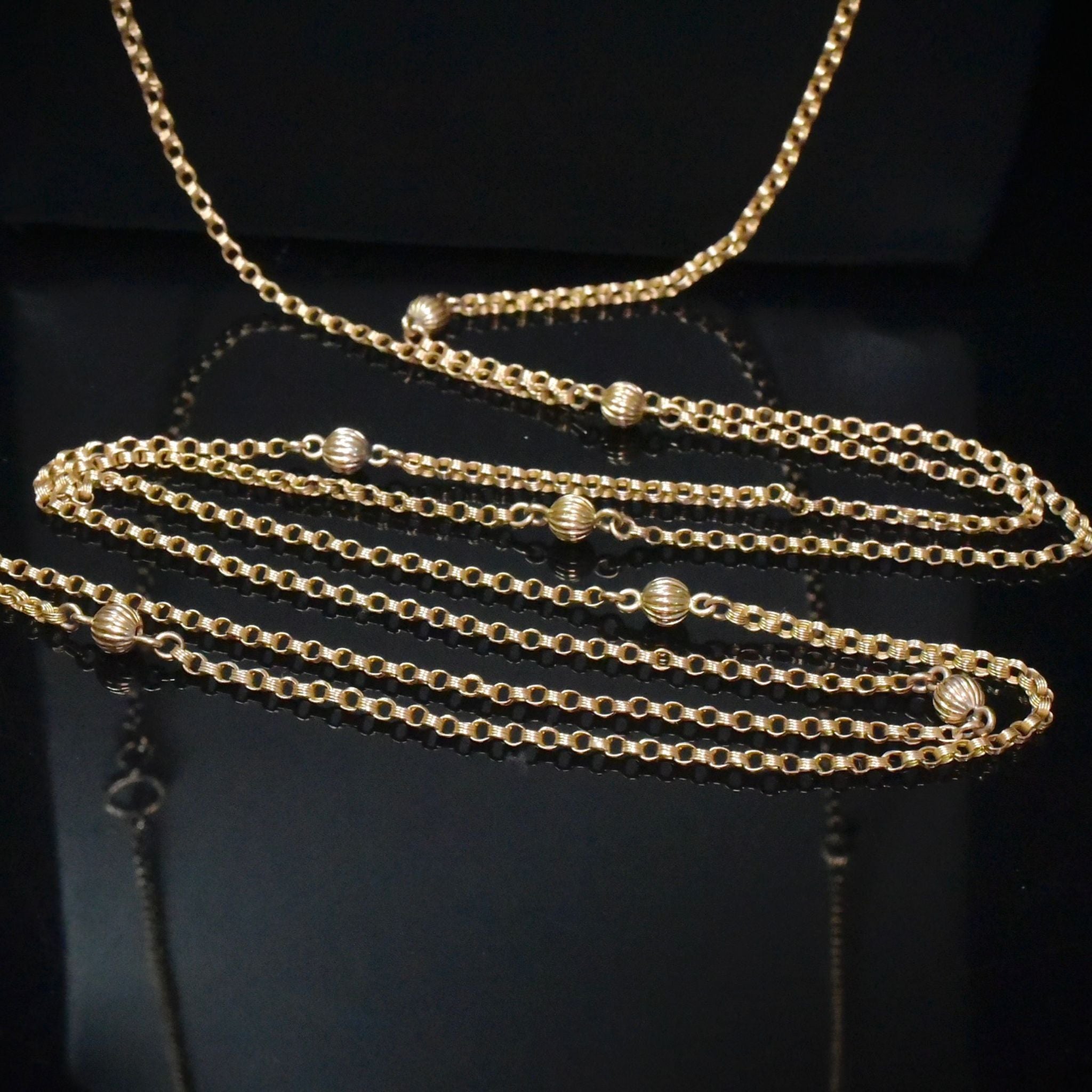 Antique Late Victorian/Early Edwardian 9ct Rose Gold Ball Motif Long Guard Chain