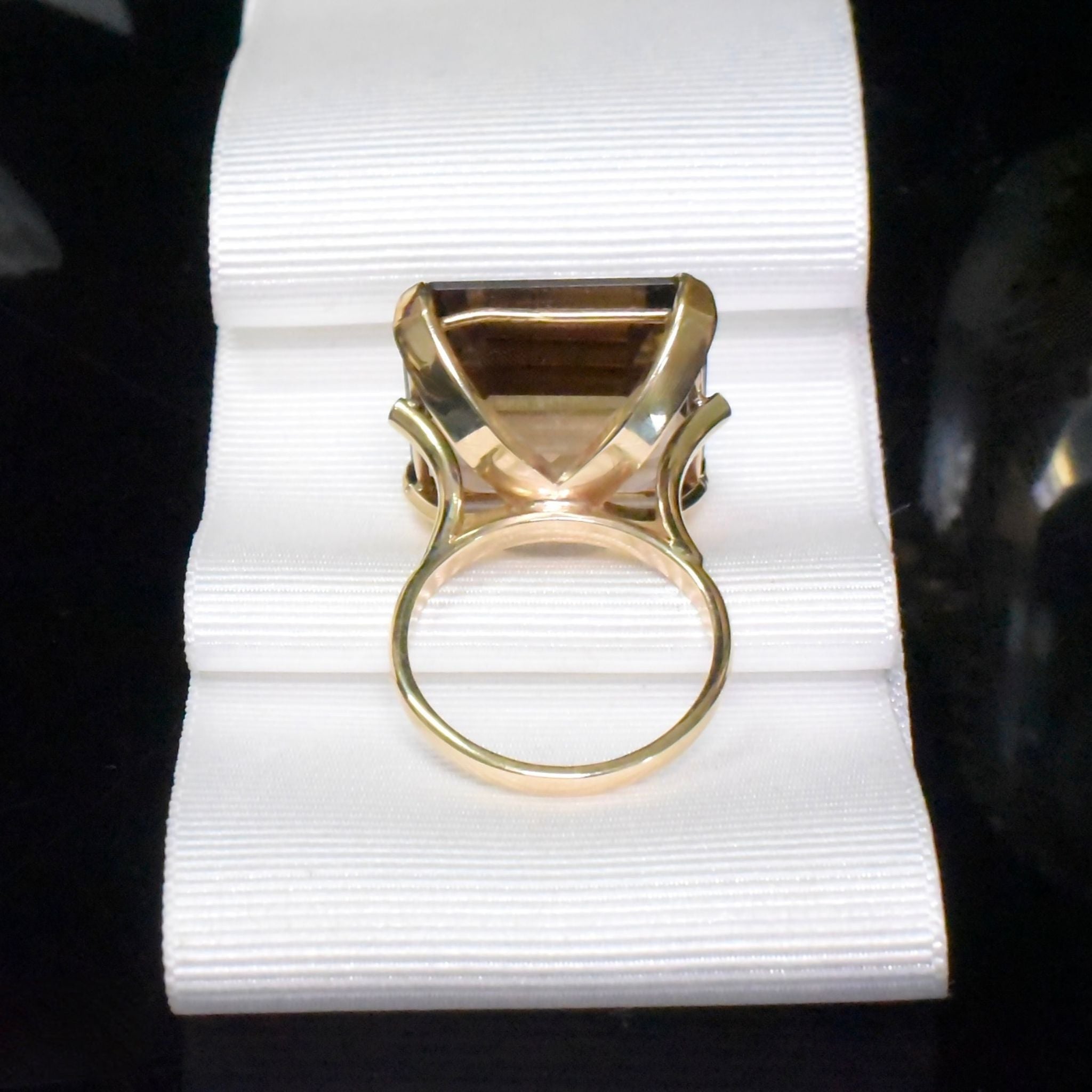 Fabulous Vintage Retro Style 9ct Yellow Gold And Smoky Quartz Ring - London 1972
