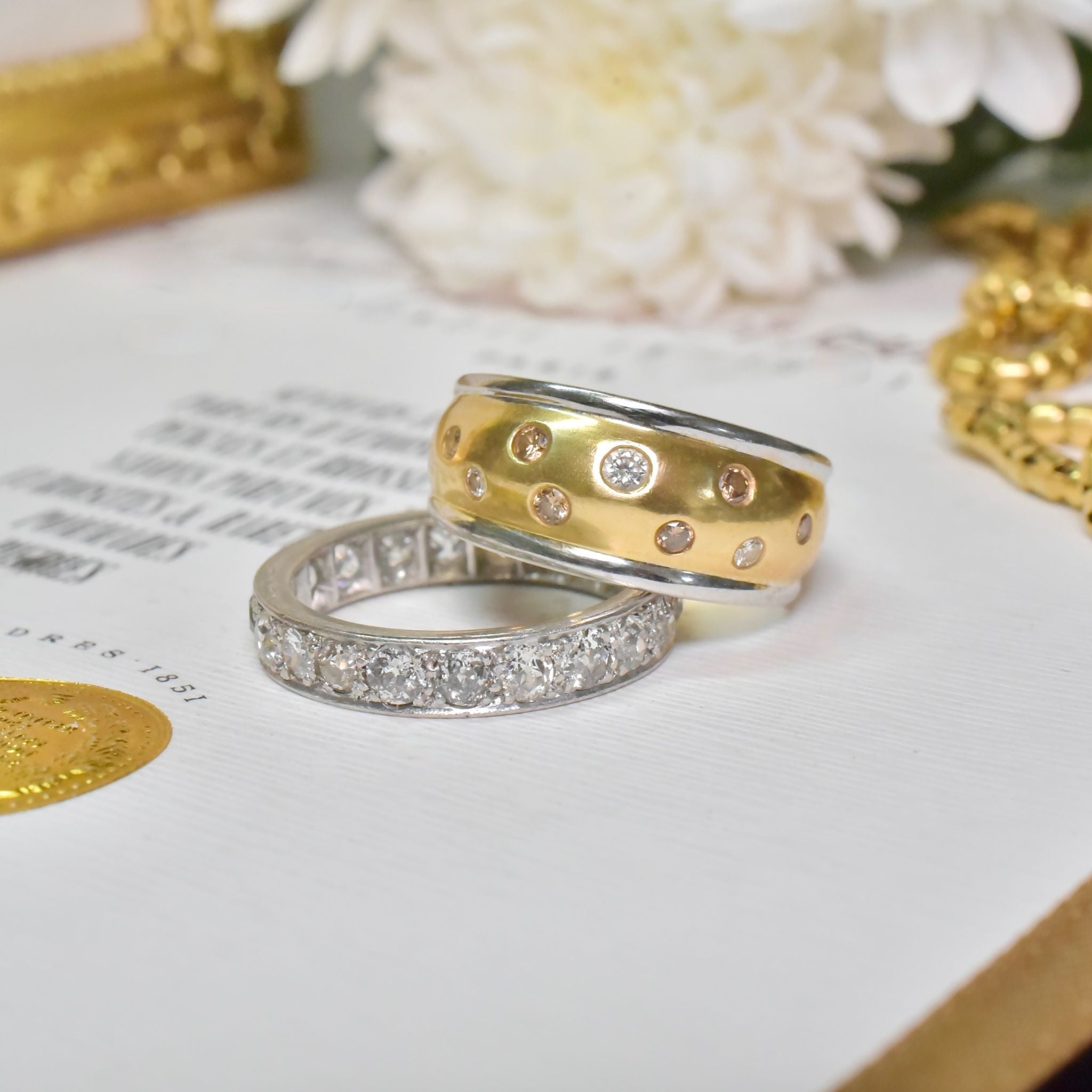 Stunning 18ct Two Tone Gold Champagne And White Diamond Ring - 7.98 Grams