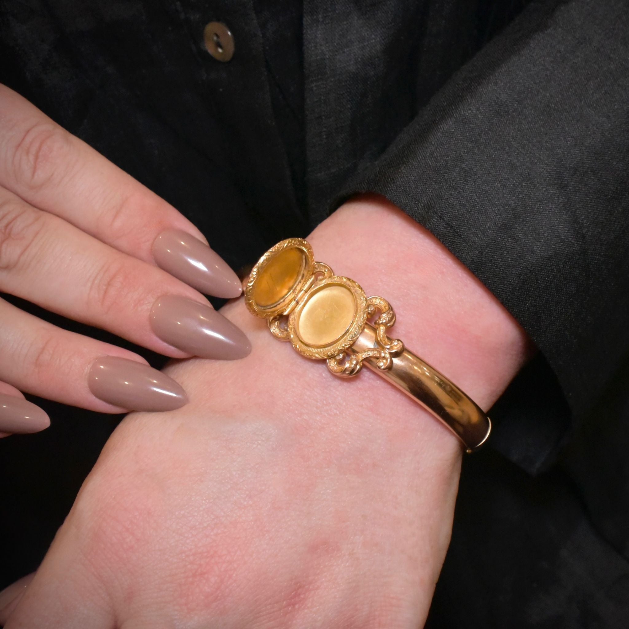 Antique Art Deco Bates & Bacon ‘Gold Filled’ Locket Bangle Circa 1925-1935