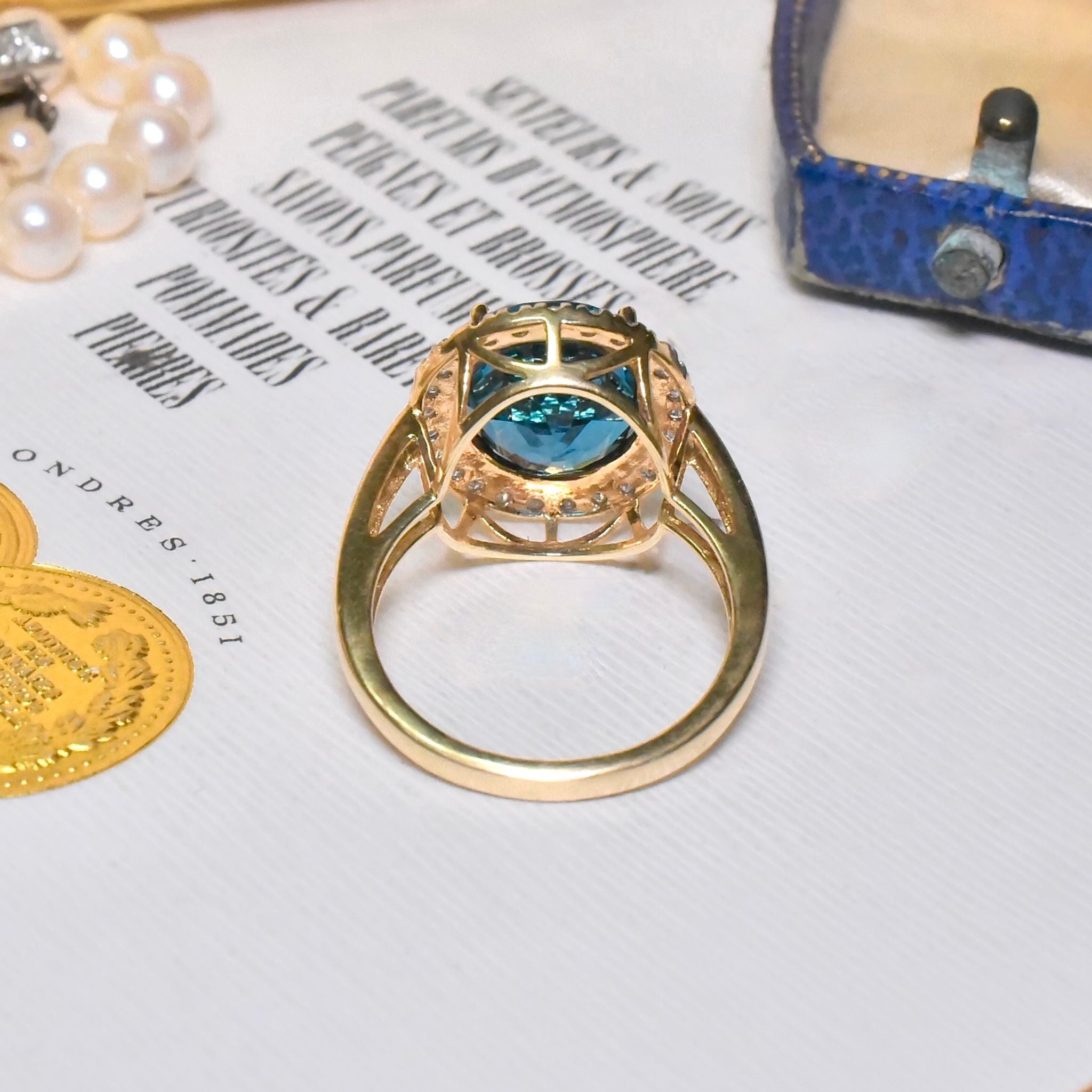 Modern 9ct Yellow Gold London Blue Topaz And Diamond Ring - Birmingham 2008