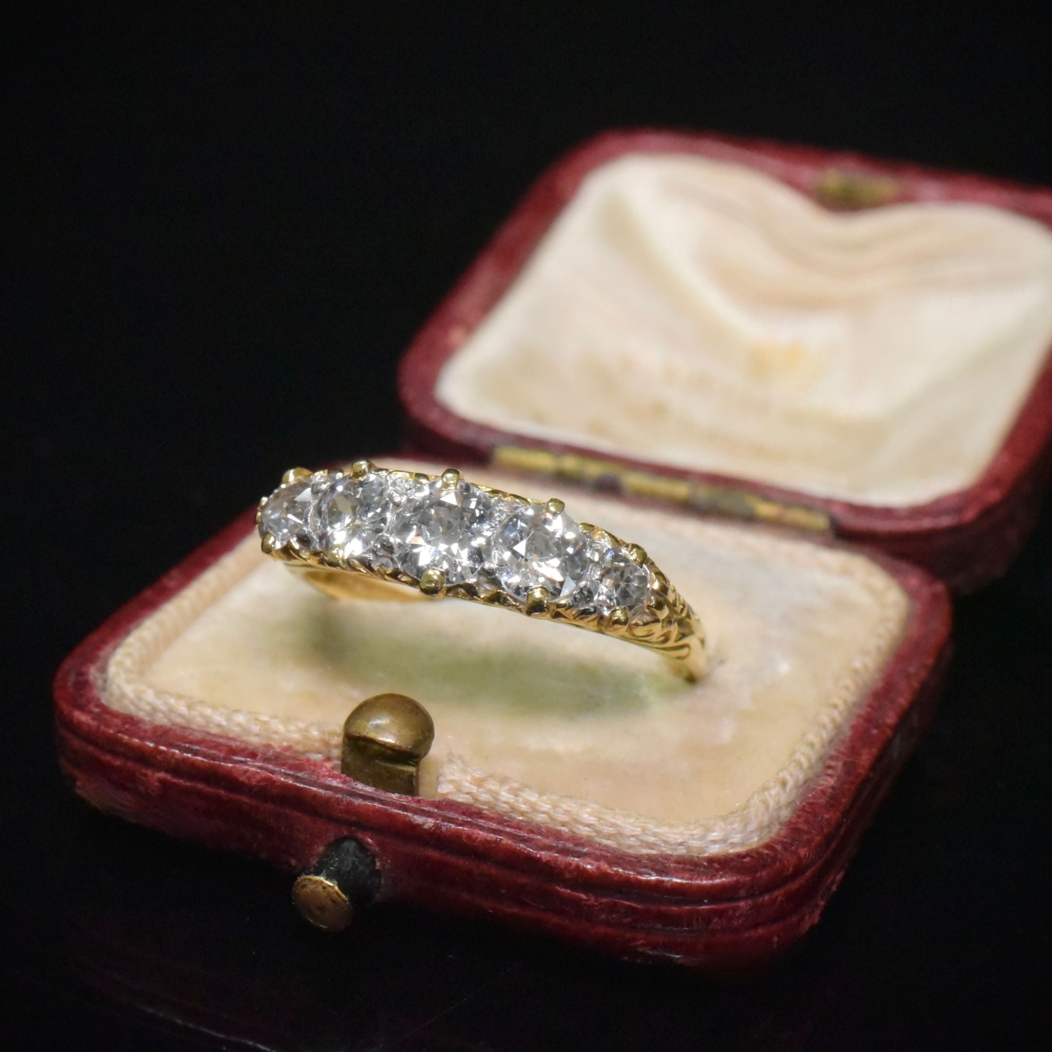 Stunning Antique Edwardian 18ct Yellow Gold Five Stone Half Hoop Diamond Ring Circa 1910