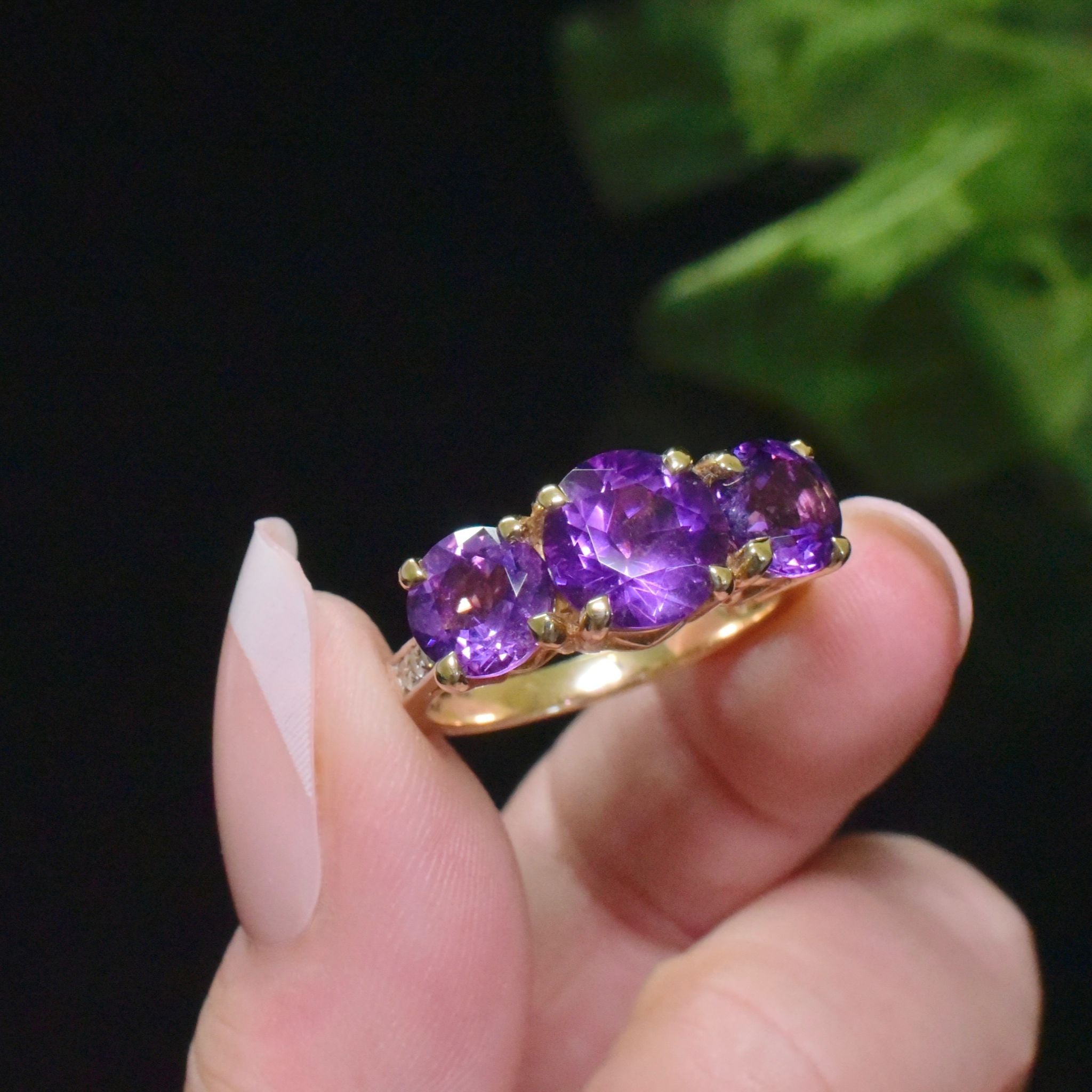 Outstanding Modern 9ct Yellow Gold Amethyst And Diamond Ring