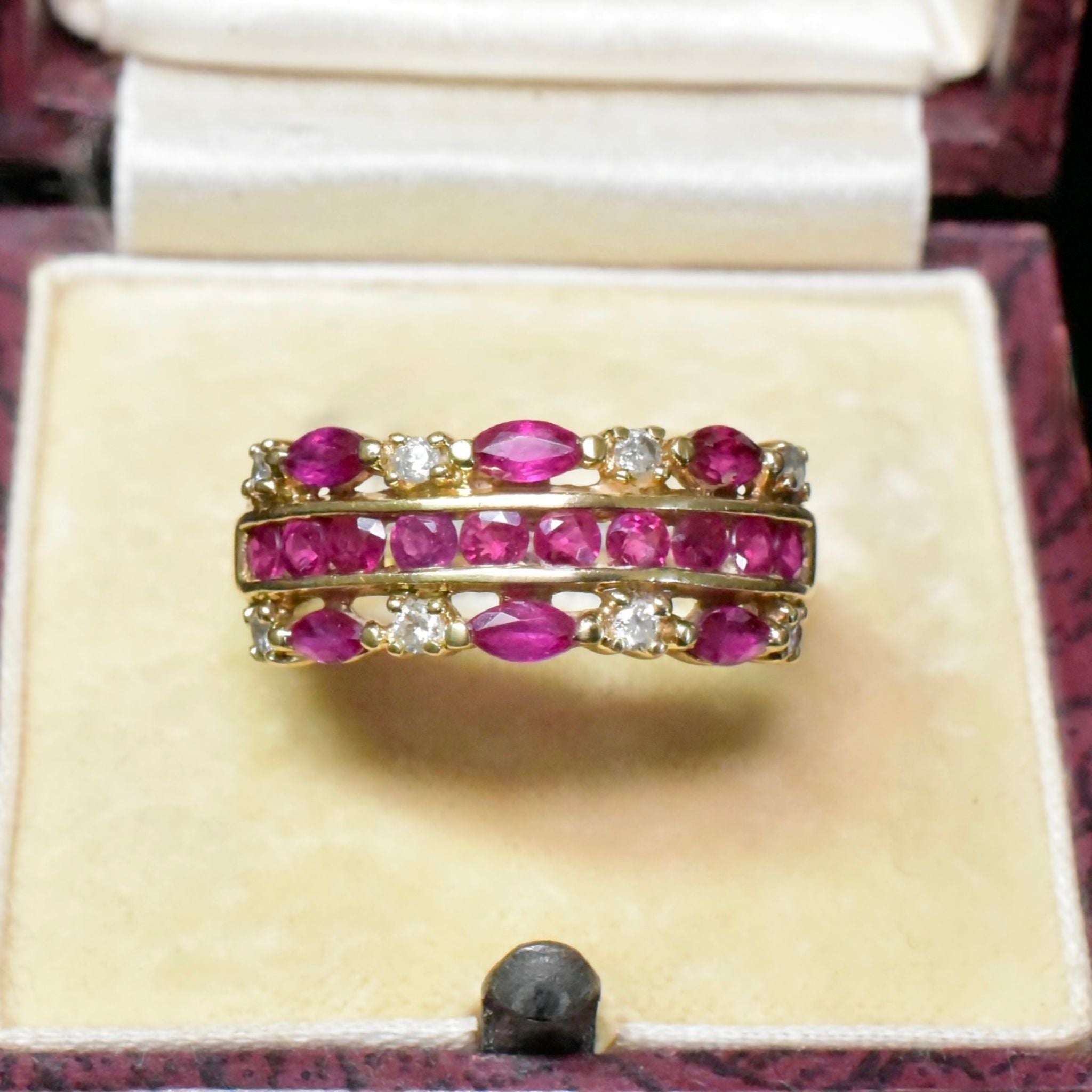 Beautiful 9ct Yellow Gold Ruby And Diamond Ring - Birmingham 2005