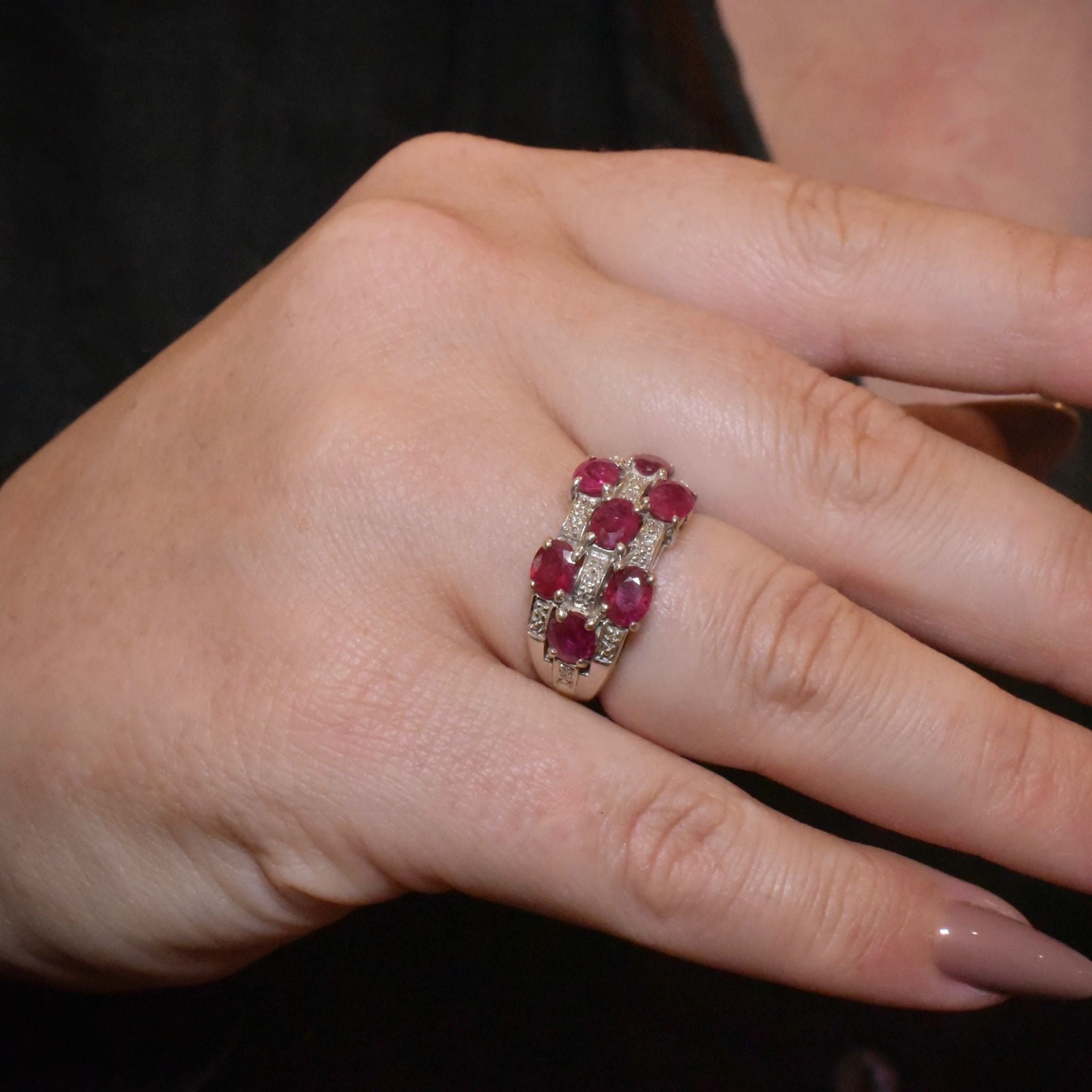 Stunning 9ct White Gold Ruby And Diamond Ring - Birmingham 2005