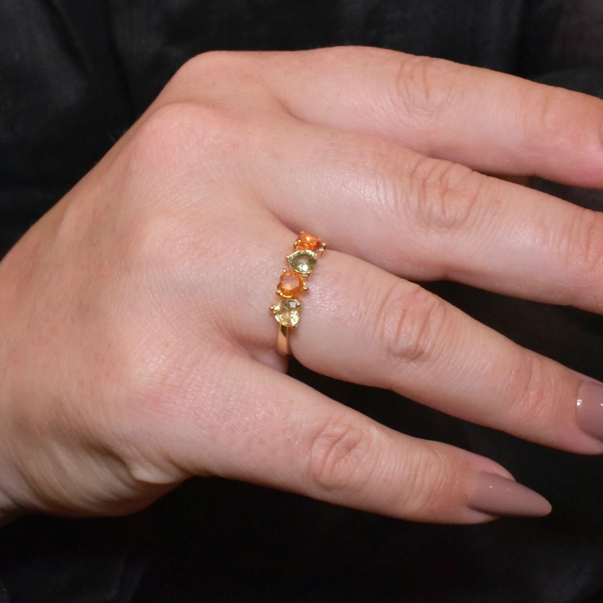 Superb 18ct Yellow Gold Coloured Heart-Cut Natural Sapphire Ring