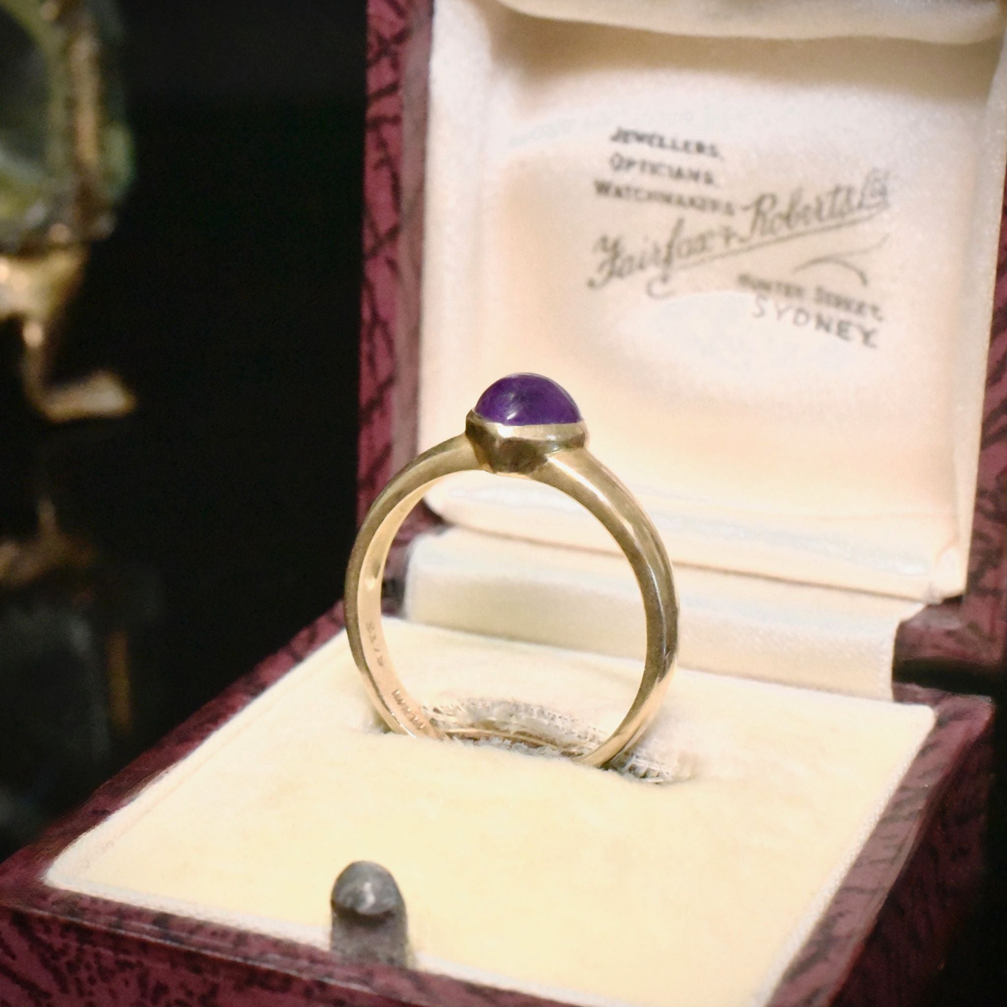 Charming 9ct Yellow Gold Heart-Cut Cabochon Amethyst Ring - London 1997