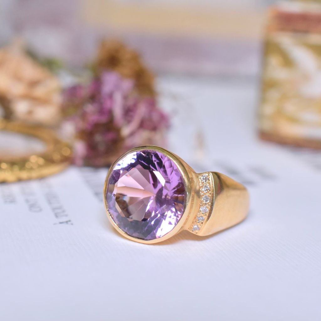 Contemporary 18ct Yellow Gold Amethyst And Diamond Ring Independent Valuation $5000.00 AUD