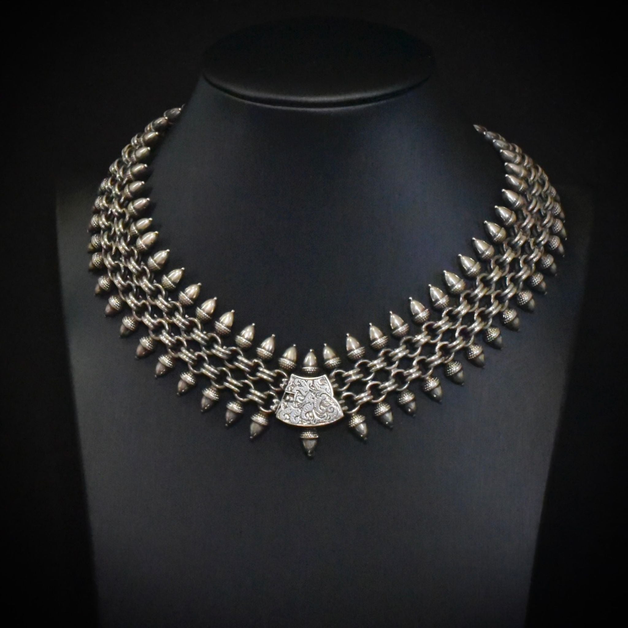 Magnificent Victorian Sterling Silver ‘Acorn’ Wide Collar/Collier Circa 1880’s