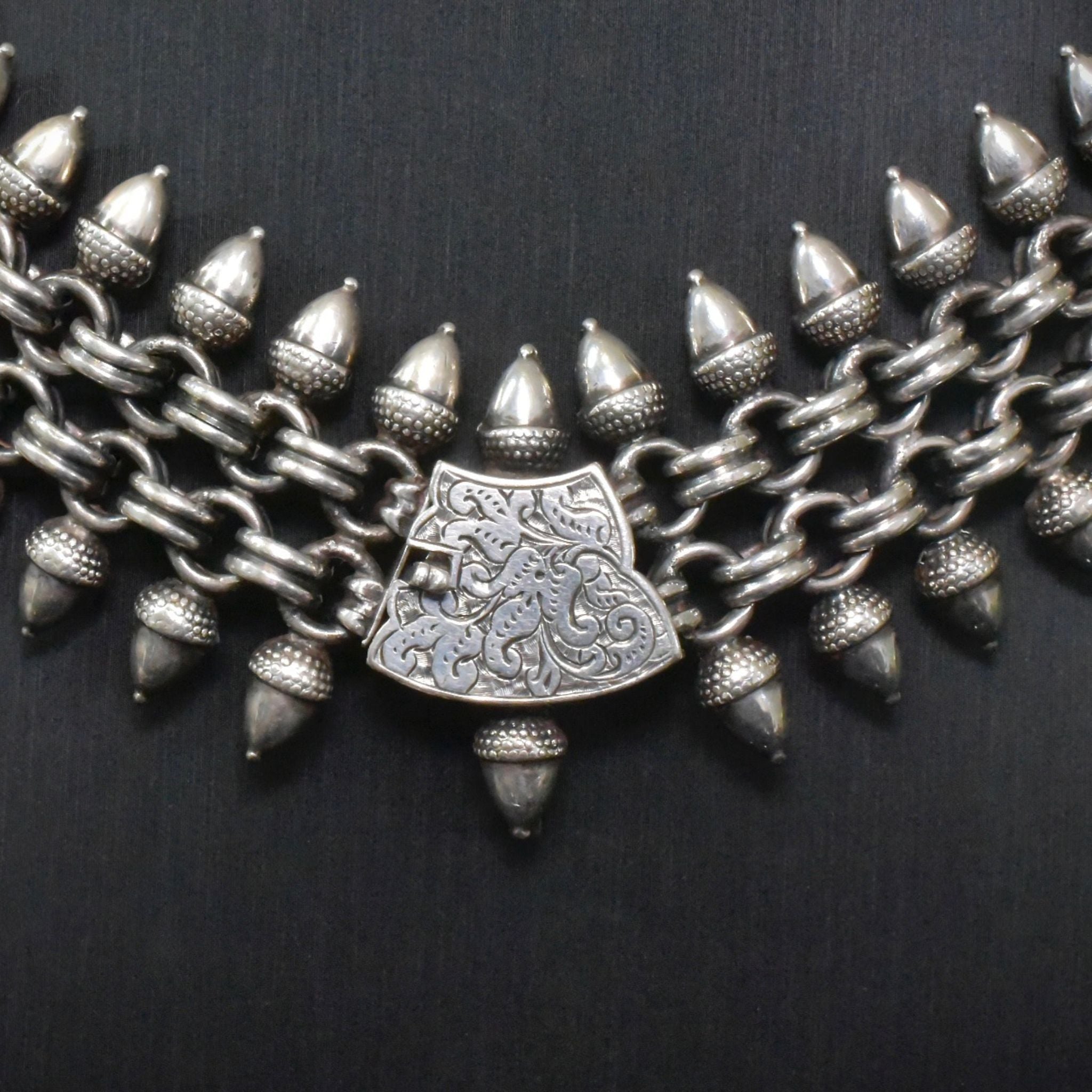 Magnificent Victorian Sterling Silver ‘Acorn’ Wide Collar/Collier Circa 1880’s
