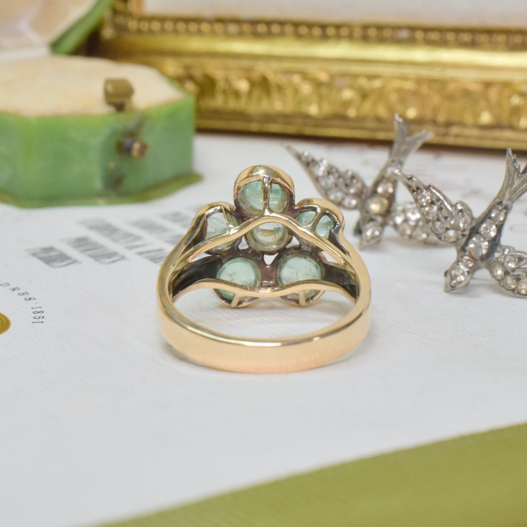 Vintage 10ct Yellow Gold And Emerald Daisy Halo Ring