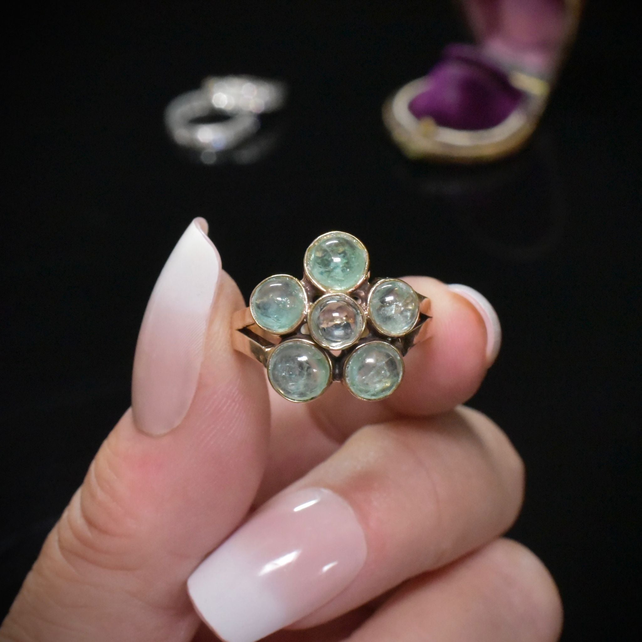 Vintage 10ct Yellow Gold And Emerald Daisy Halo Ring