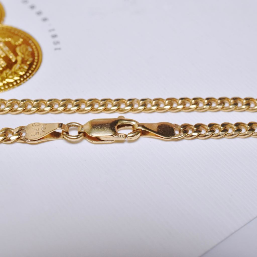 Contemporary 9ct Yellow Gold Italian Flat Curblink Chain - 60cm