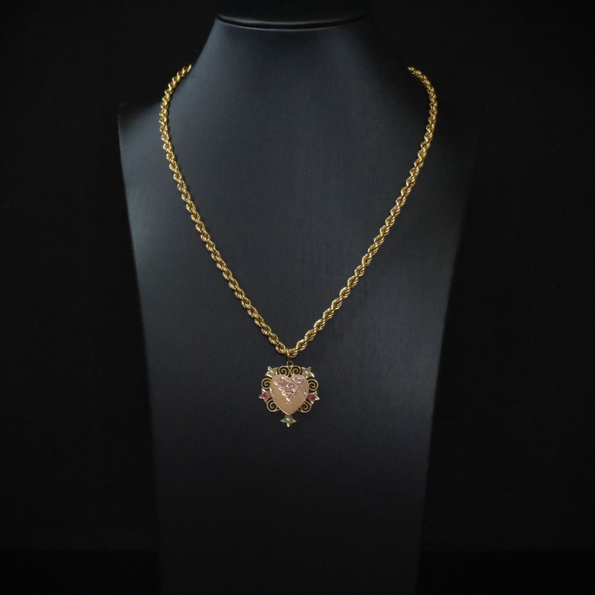 Antique Australian 9ct Gold Heart Pendant By Robert Robertson Circa 1915