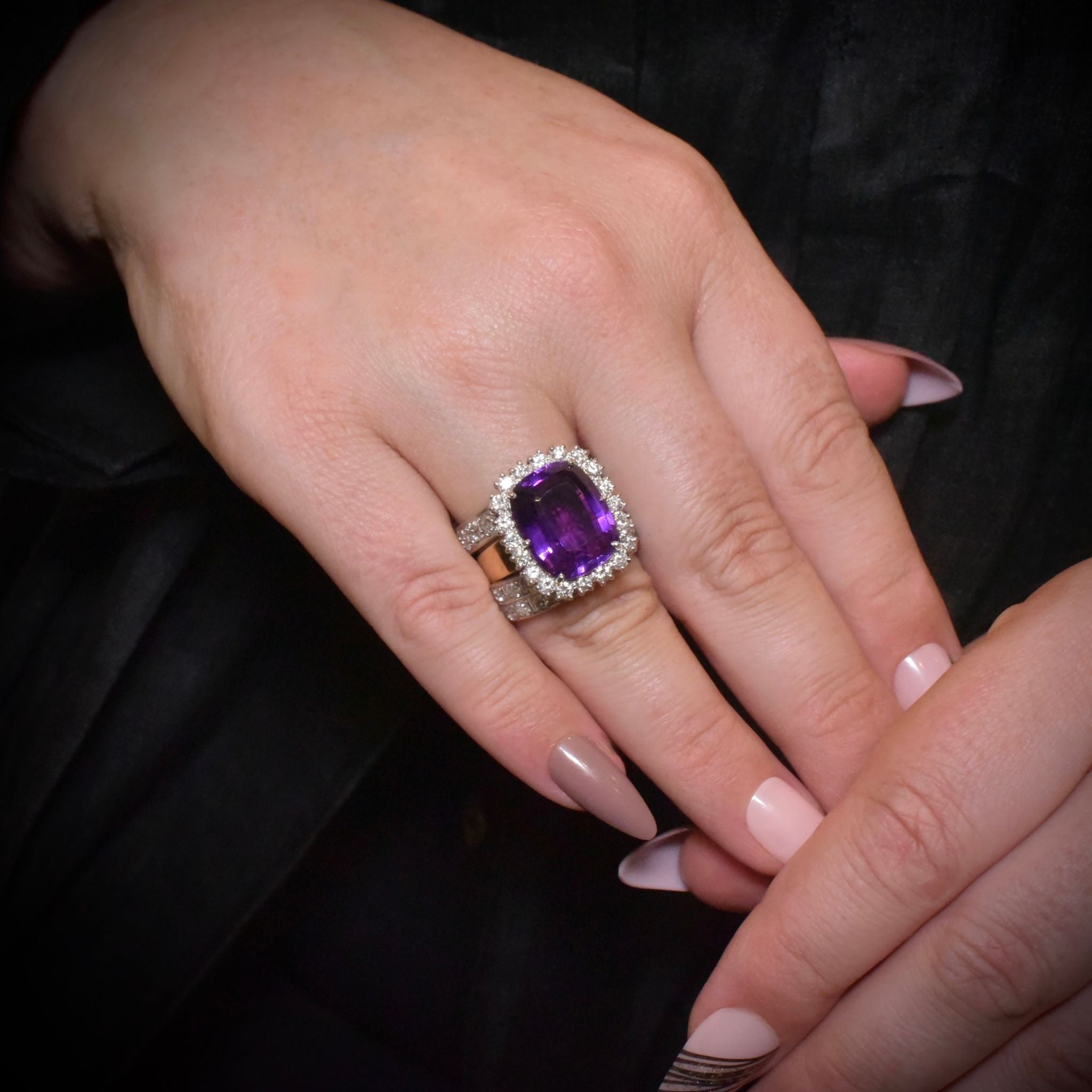 Outstanding 18ct Yellow Gold Amethyst And Diamond Ring