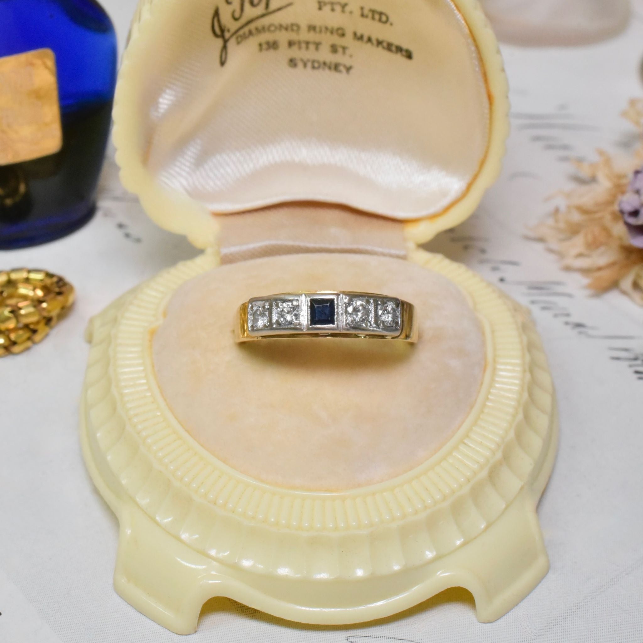 Vintage Australian 18ct Yellow Gold Diamond And Sapphire Ring Circa 1940-50