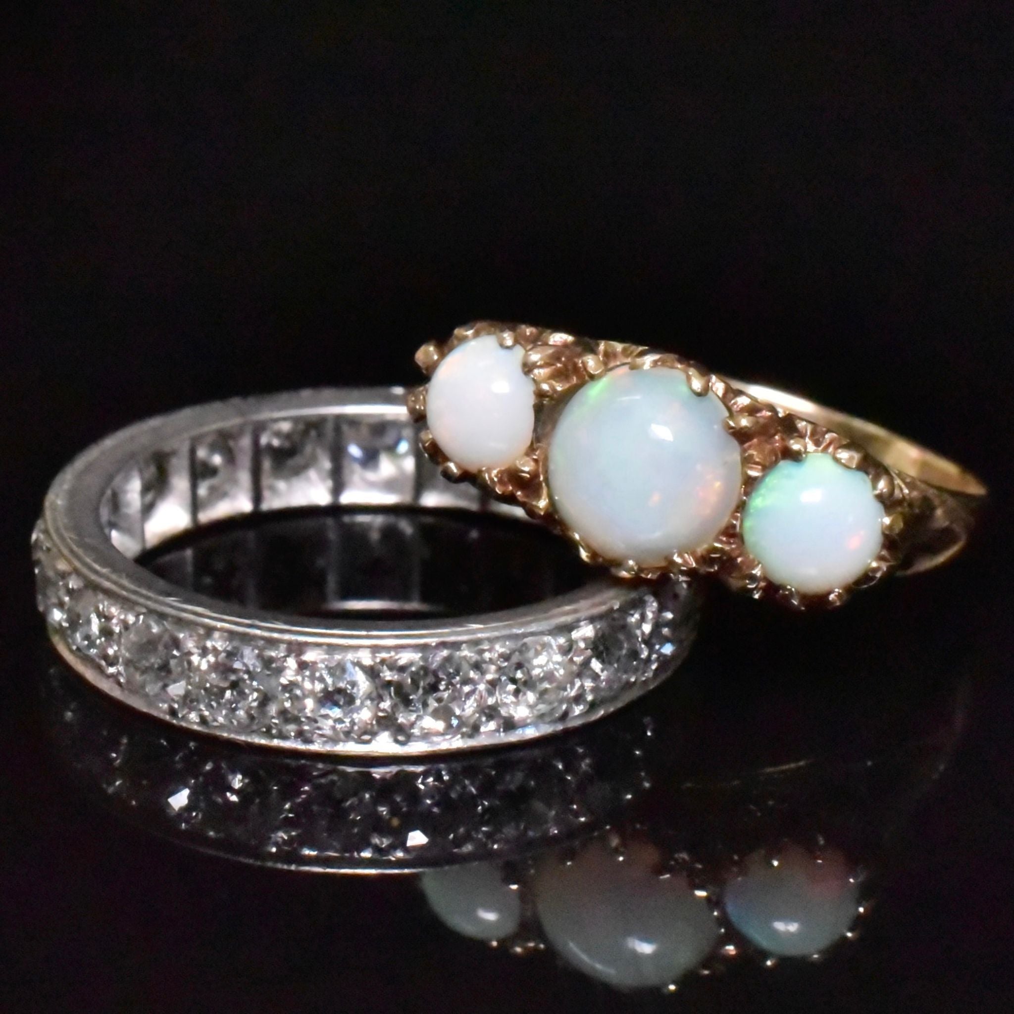Vintage 9ct Yellow Gold Solid Opal Ring - UK 1970’s