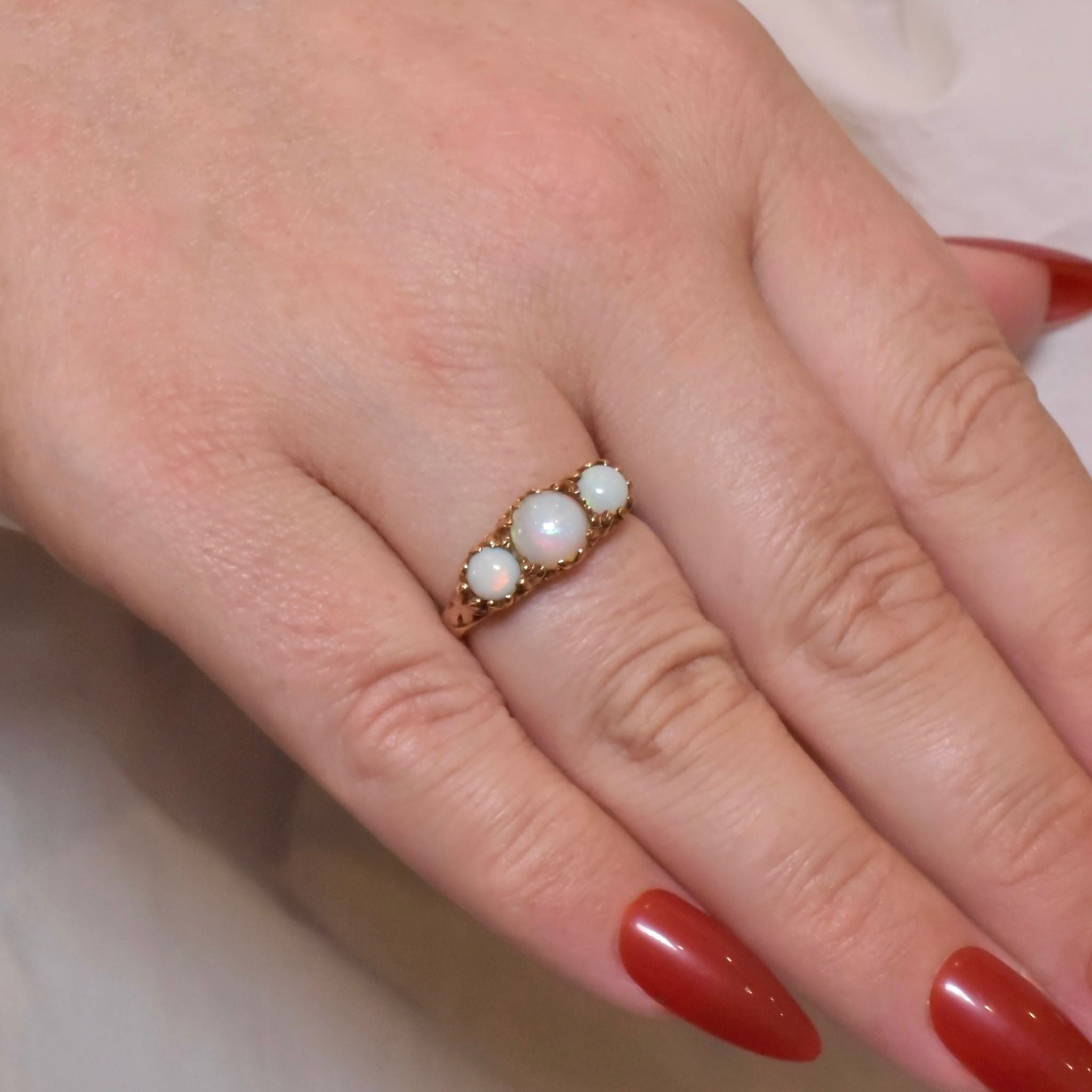 Vintage 9ct Yellow Gold Solid Opal Ring - UK 1970’s