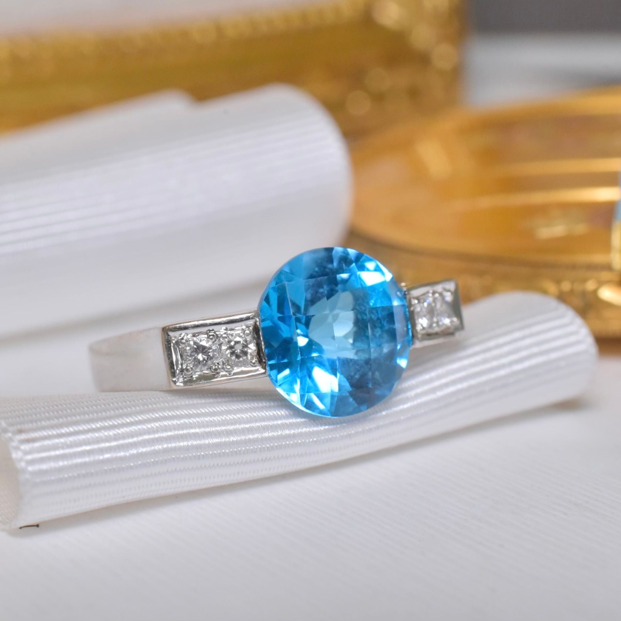 Superb 18ct White Gold Swiss blue Topaz And Diamond Ring