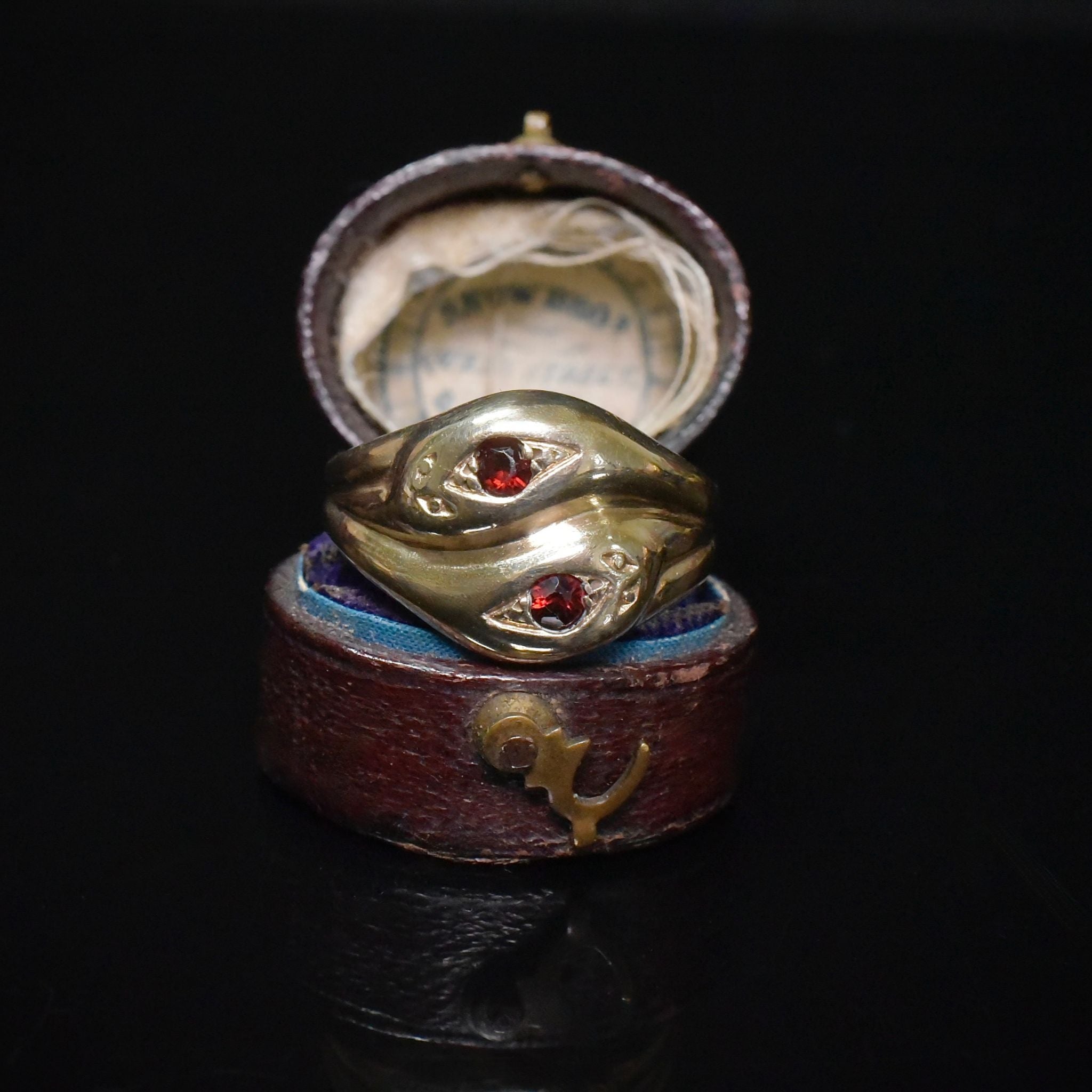Vintage 9ct Yellow Gold And Garnet Serpent Ring - London 1979