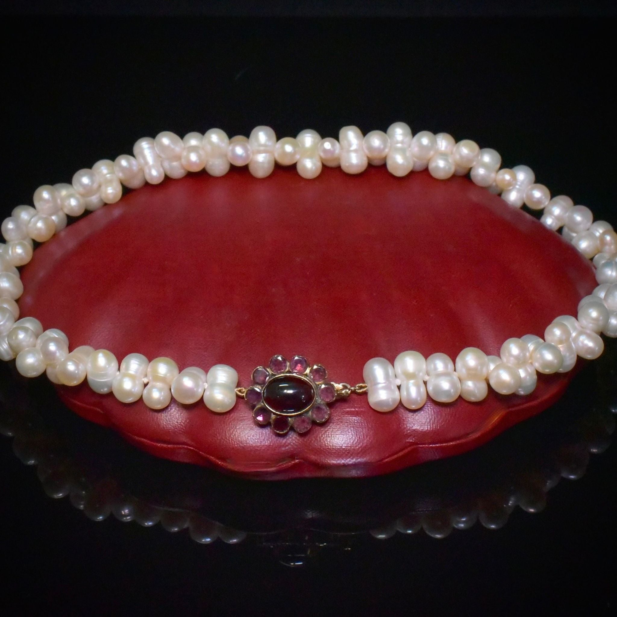 Superb Freshwater Twin Pearl And 9ct Gold Box Clasp With Georgian Garnet Top