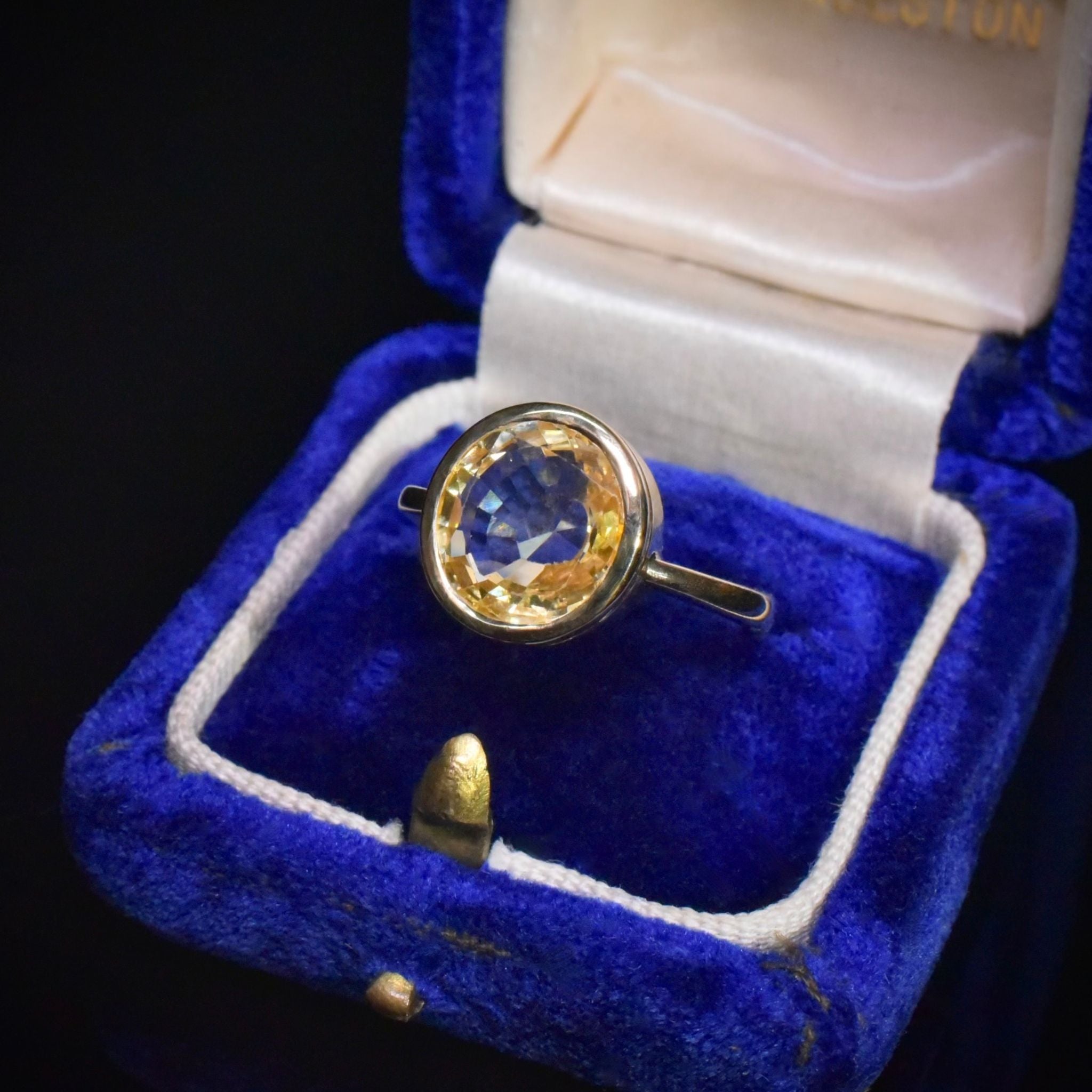Modern 18ct Yellow Gold, Natural Yellow Sapphire Ring