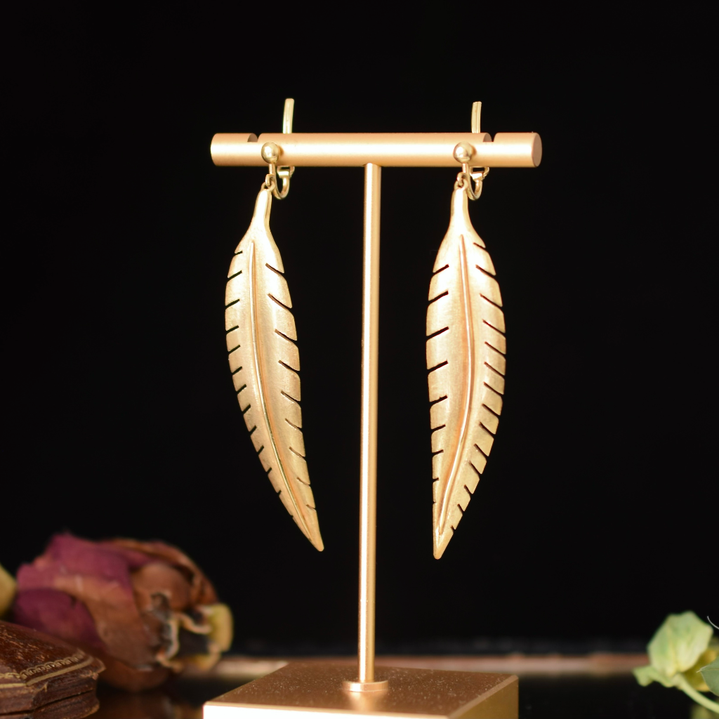 Modern Designer Look 18ct Gold ‘Feather’ Earrings - 16 Grams