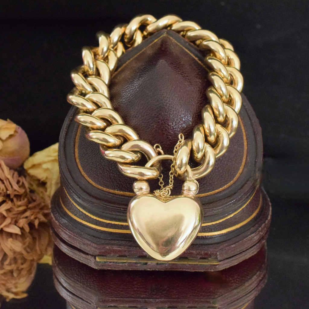 Modern 9ct Yellow Gold ‘Chunky’ Heart Padlock Curblink Bracelet - 47 Grams