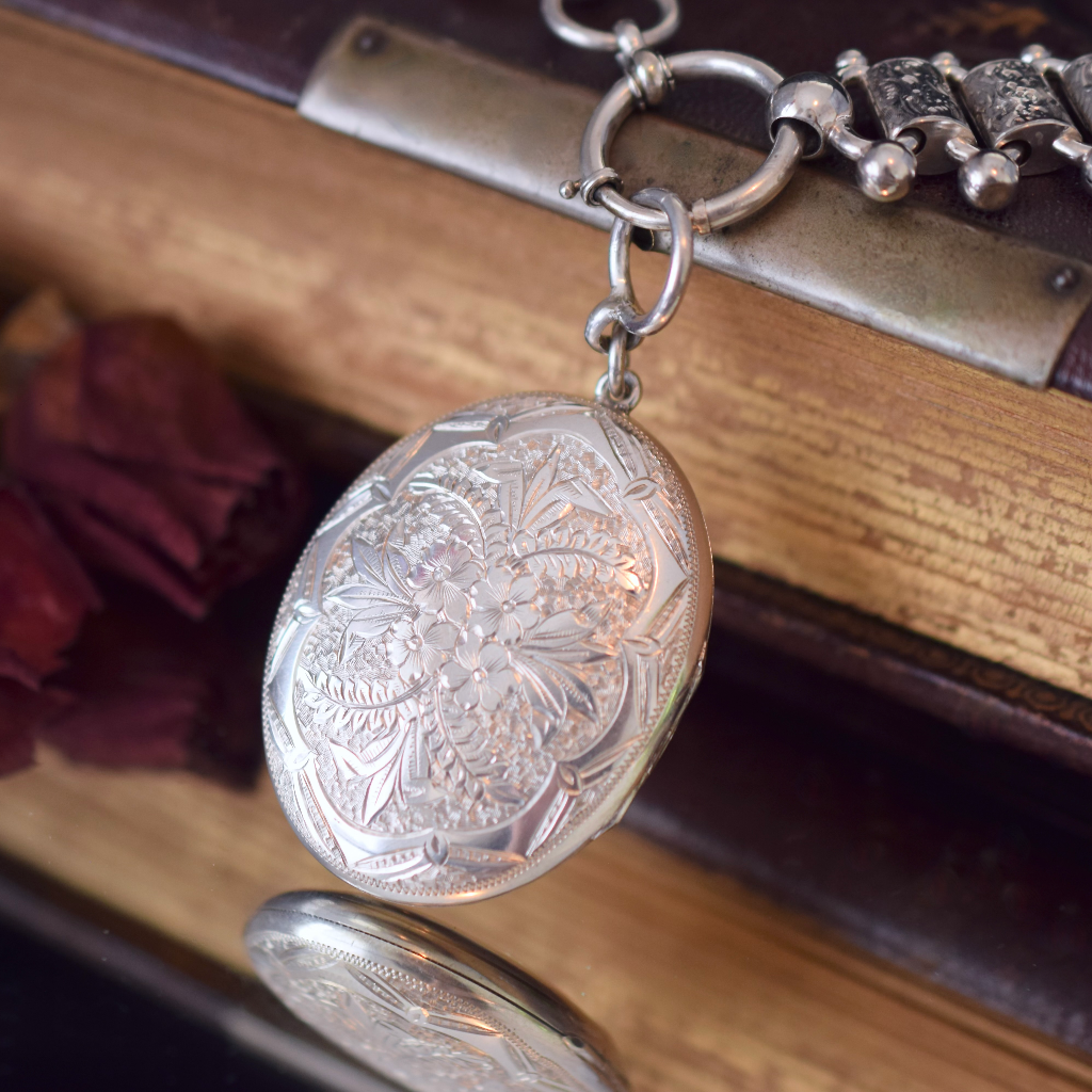 Antique Victorian Sterling Silver Collar And Locket Circa 1890