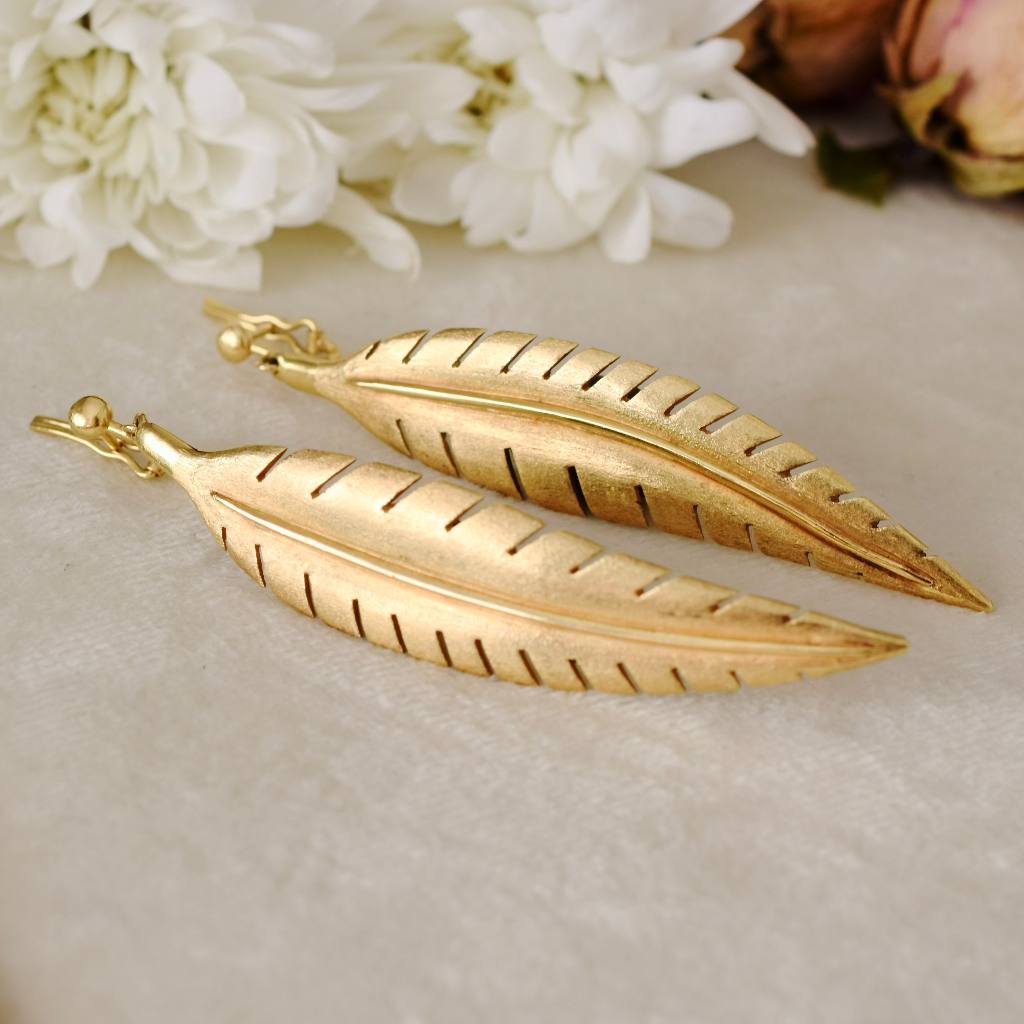 Modern Designer Look 18ct Gold ‘Feather’ Earrings - 16 Grams