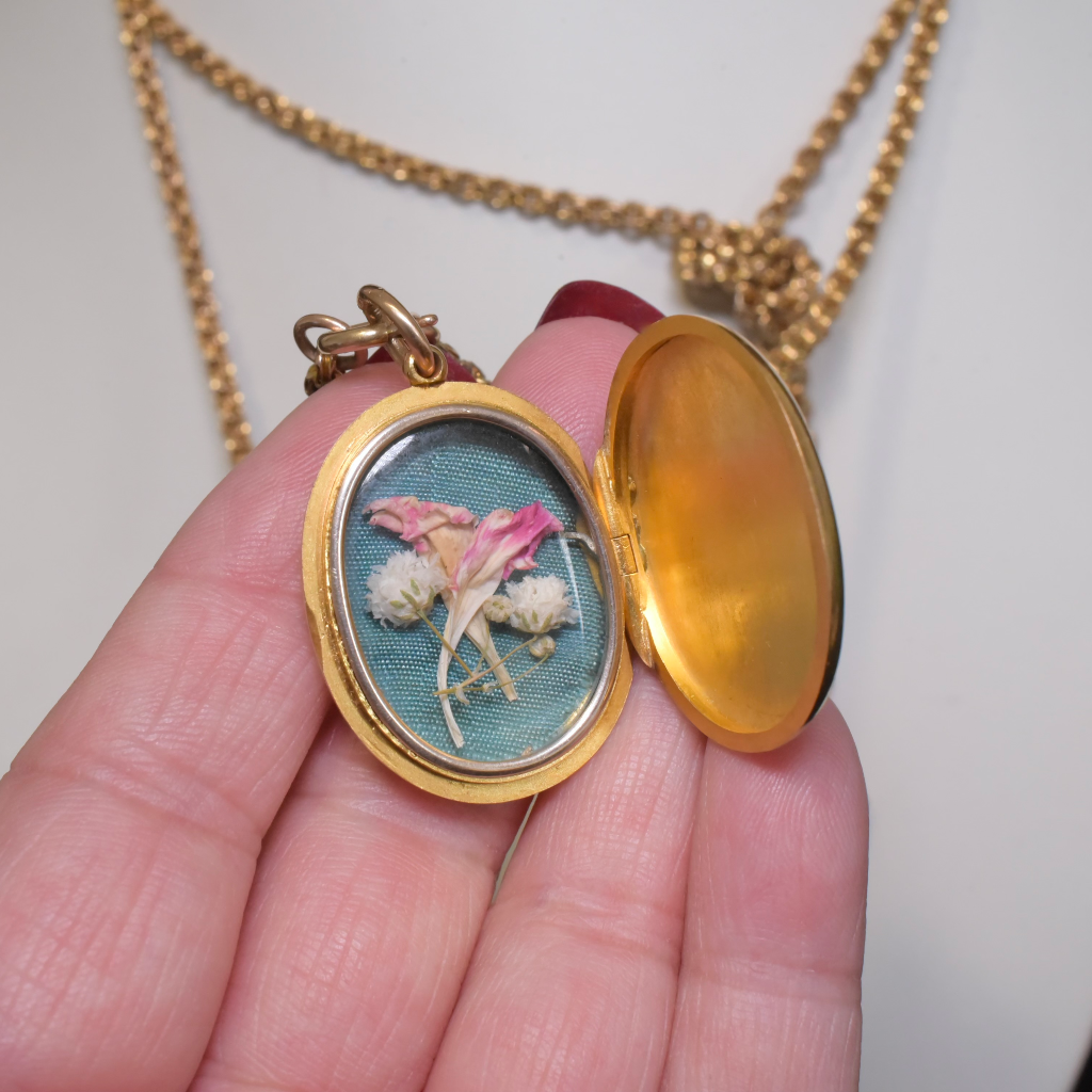 Antique Victorian 15ct Yellow Gold Locket Circa 1890-1900