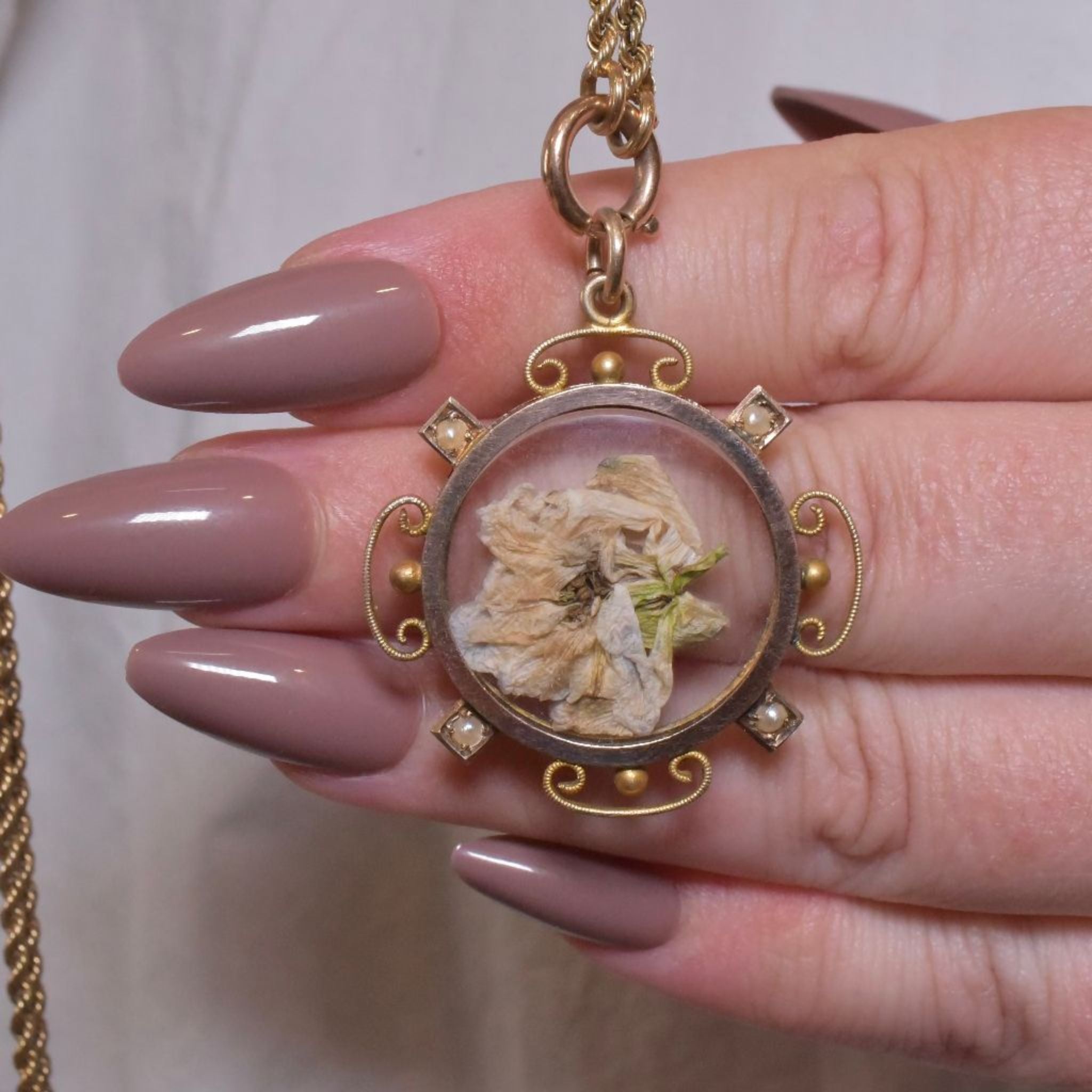 Antique Edwardian 9ct Rose Gold Double Sided Seed Pearl Photo Locket