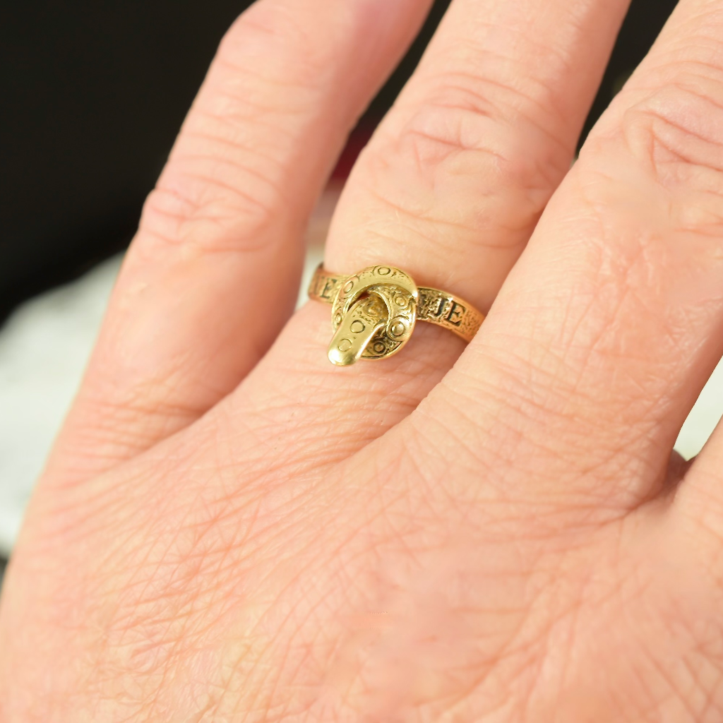 Antique French Victorian 18ct Yellow Gold ‘Je Plains et je Pardonne’ Ring Circa 1840-1860