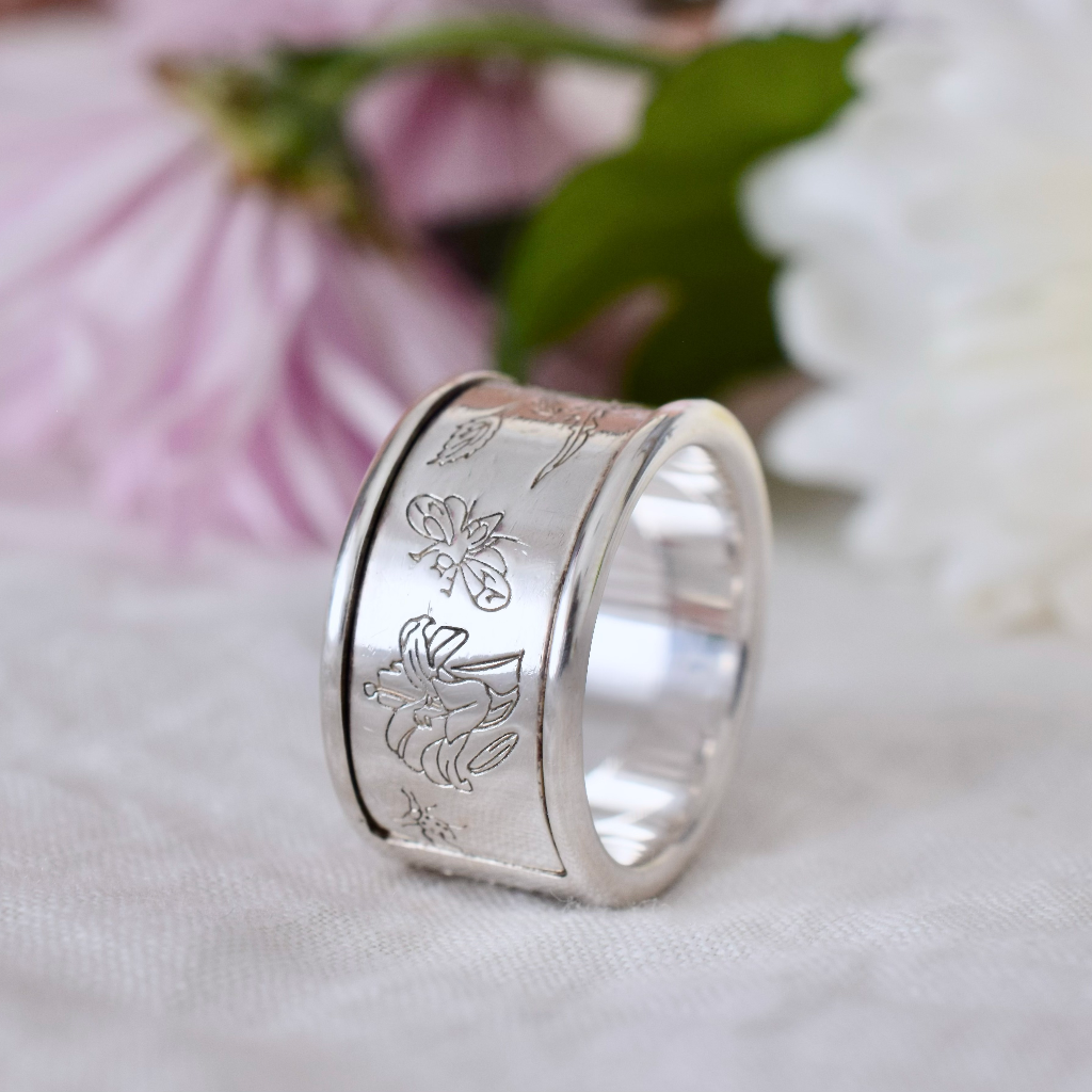 Modern GUCCI Sterling Silver Ring