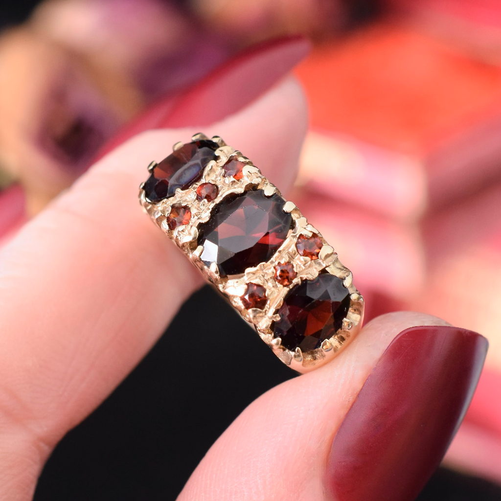 Vintage 9ct Yellow Gold And Garnet Ring - London 1973