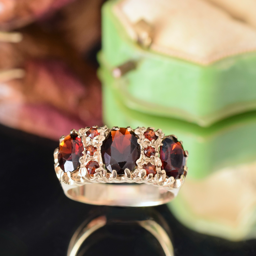 Vintage 9ct Yellow Gold And Garnet Ring - London 1973